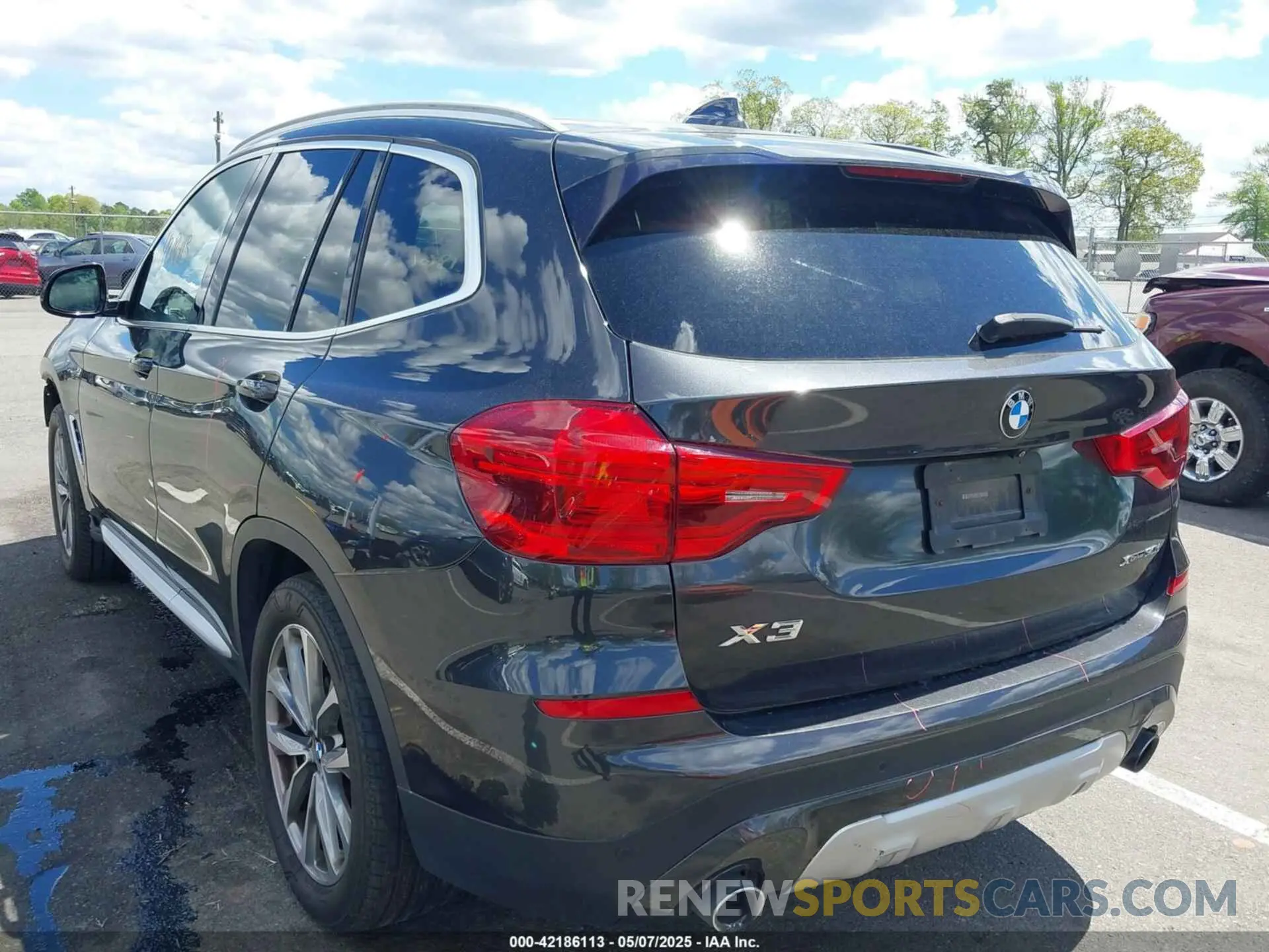 3 fotografías del automóvil dañado 5UXTR9C53KLP81692 BMW X3 2019