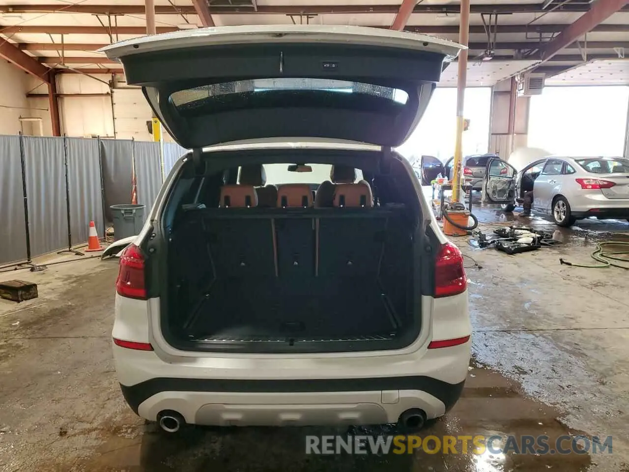 6 fotografías del automóvil dañado 5UXTR9C53KLP90019 BMW X3 2019