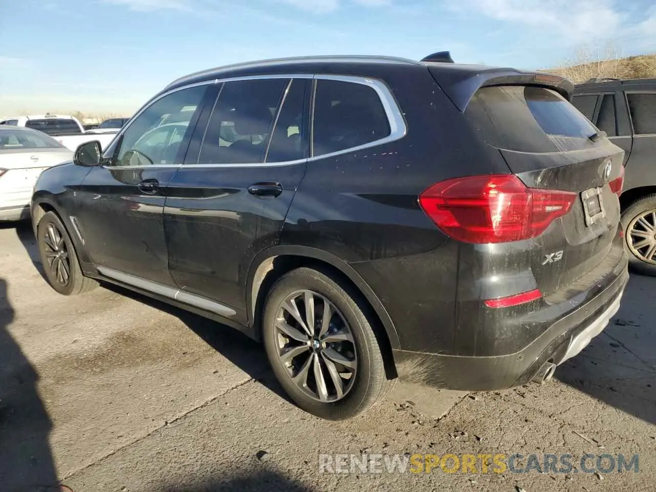 2 fotografías del automóvil dañado 5UXTR9C53KLP95916 BMW X3 2019