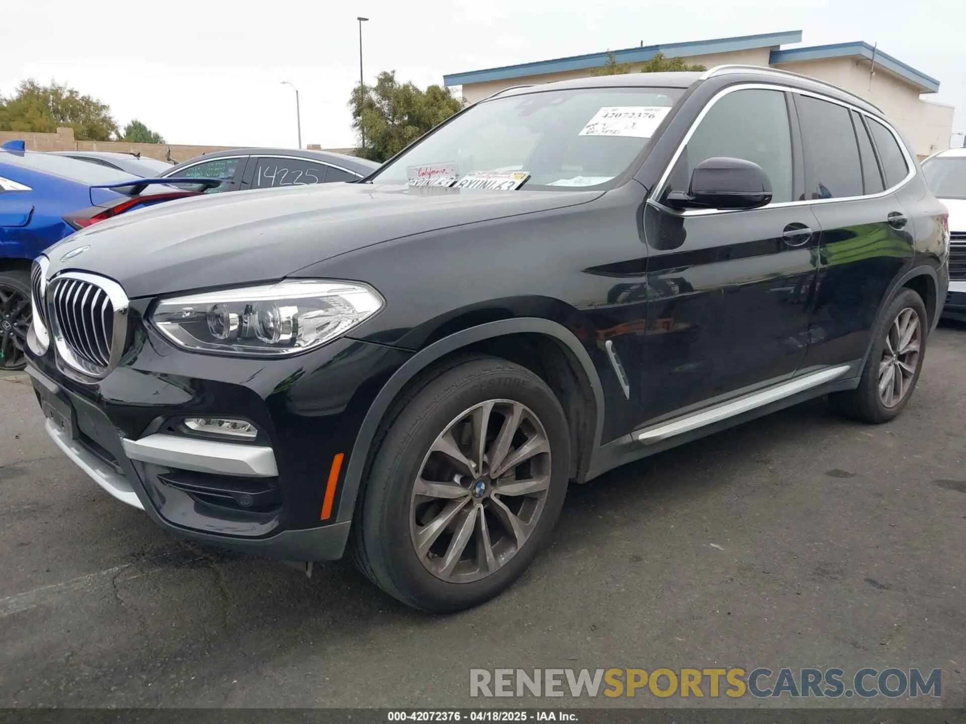2 fotografías del automóvil dañado 5UXTR9C54KLD94460 BMW X3 2019