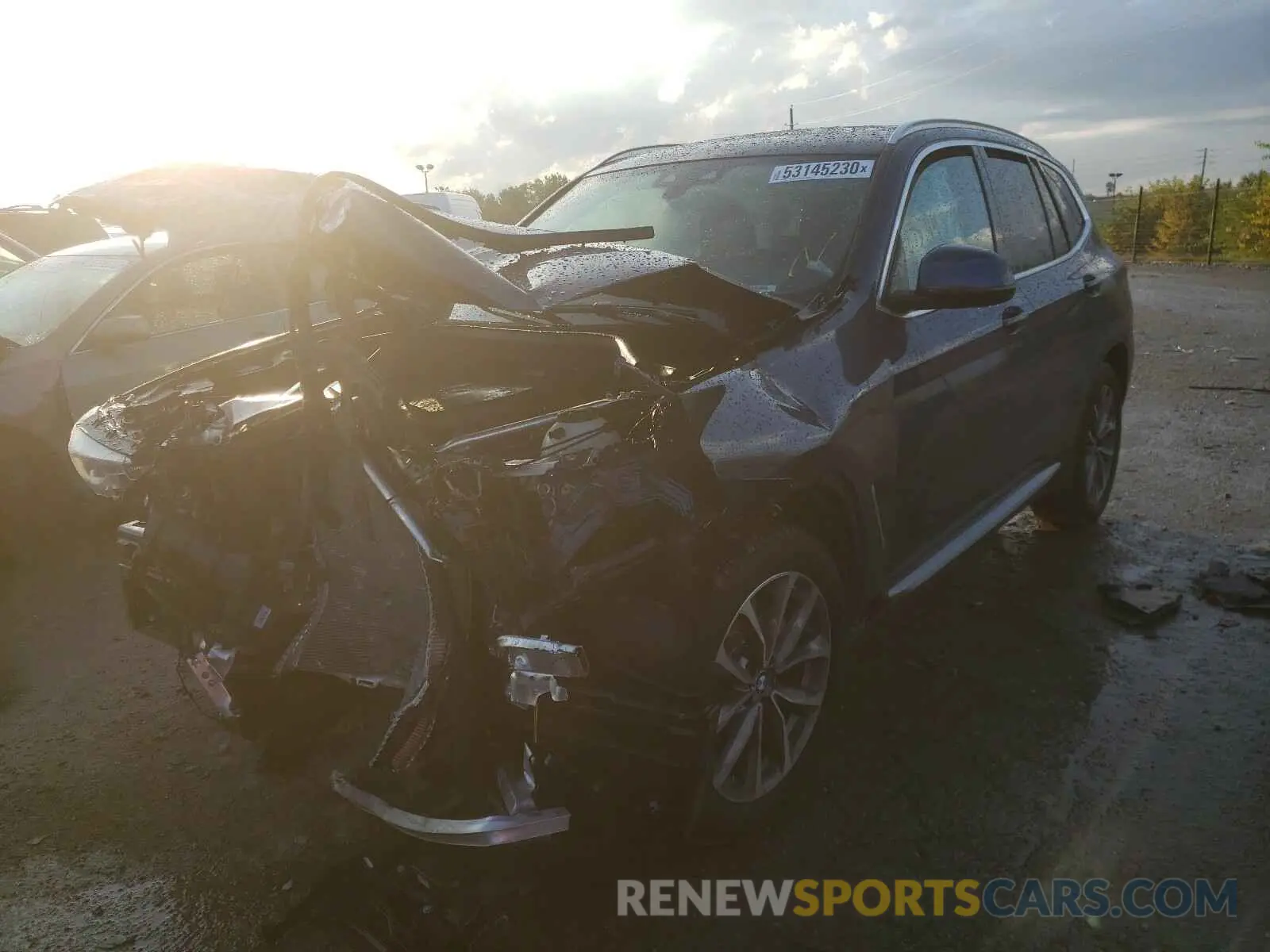 2 fotografías del automóvil dañado 5UXTR9C54KLE11905 BMW X3 2019