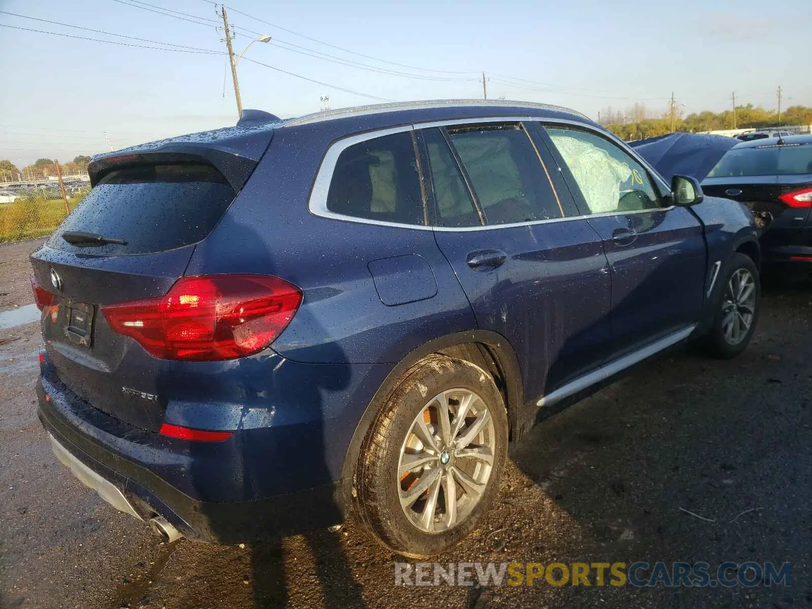4 fotografías del automóvil dañado 5UXTR9C54KLE11905 BMW X3 2019