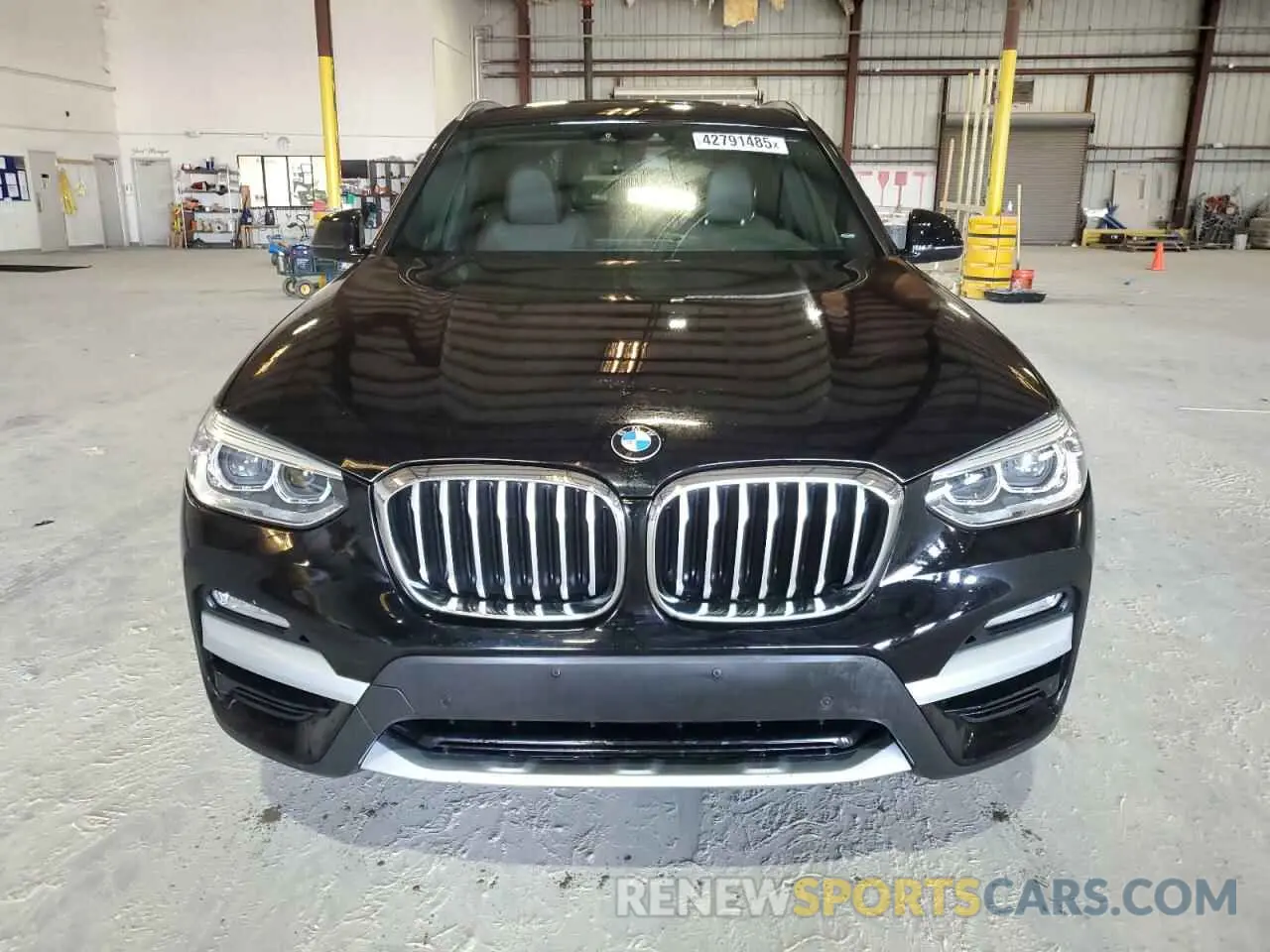 5 fotografías del automóvil dañado 5UXTR9C54KLP76985 BMW X3 2019