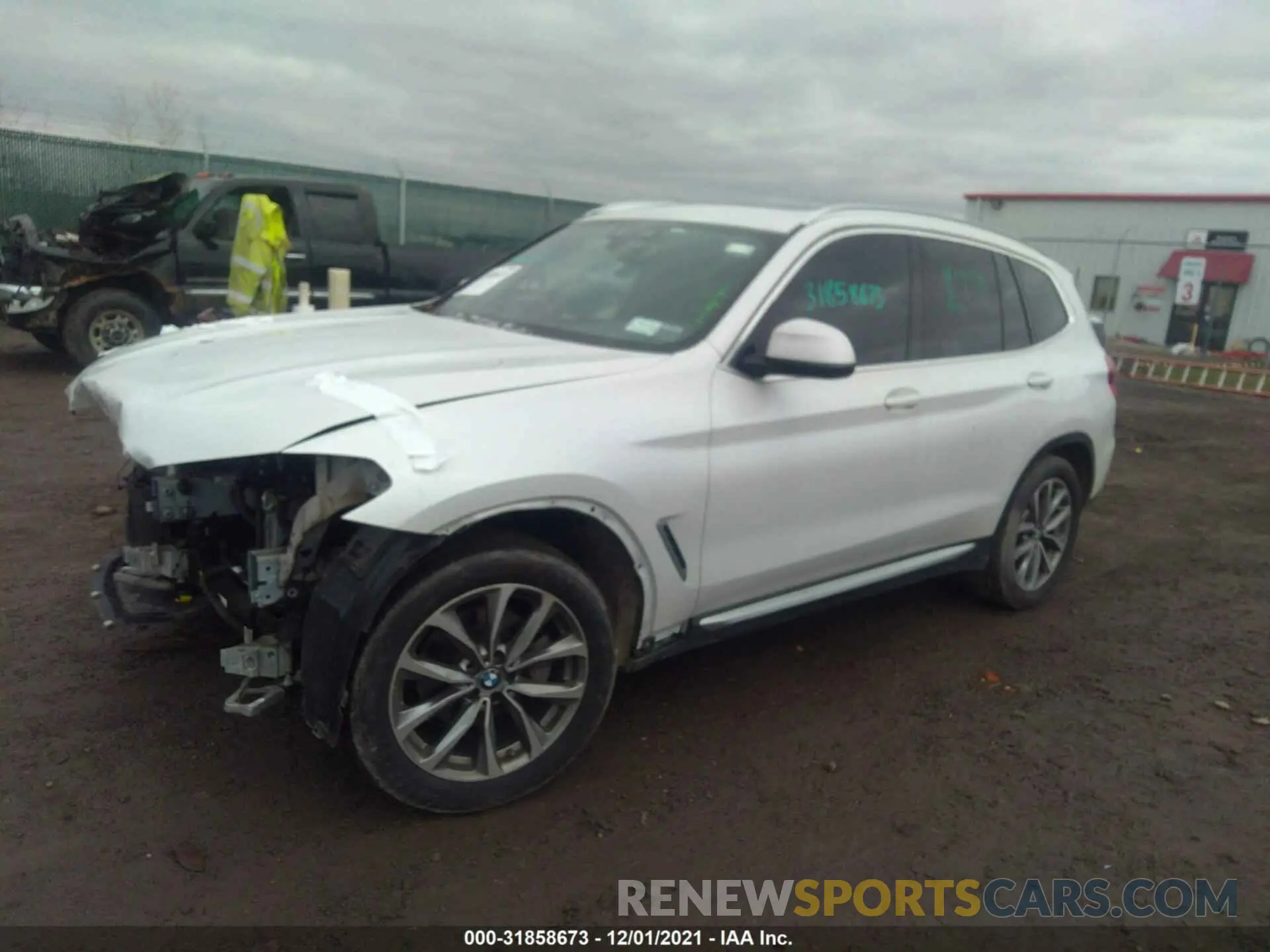 2 fotografías del automóvil dañado 5UXTR9C54KLP81703 BMW X3 2019