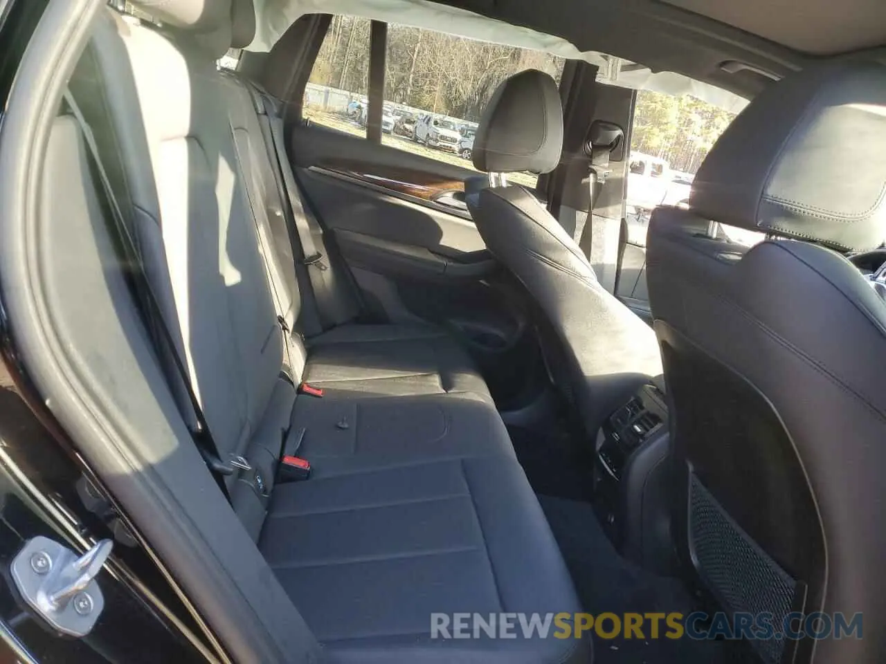 11 fotografías del automóvil dañado 5UXTR9C54KLP89901 BMW X3 2019