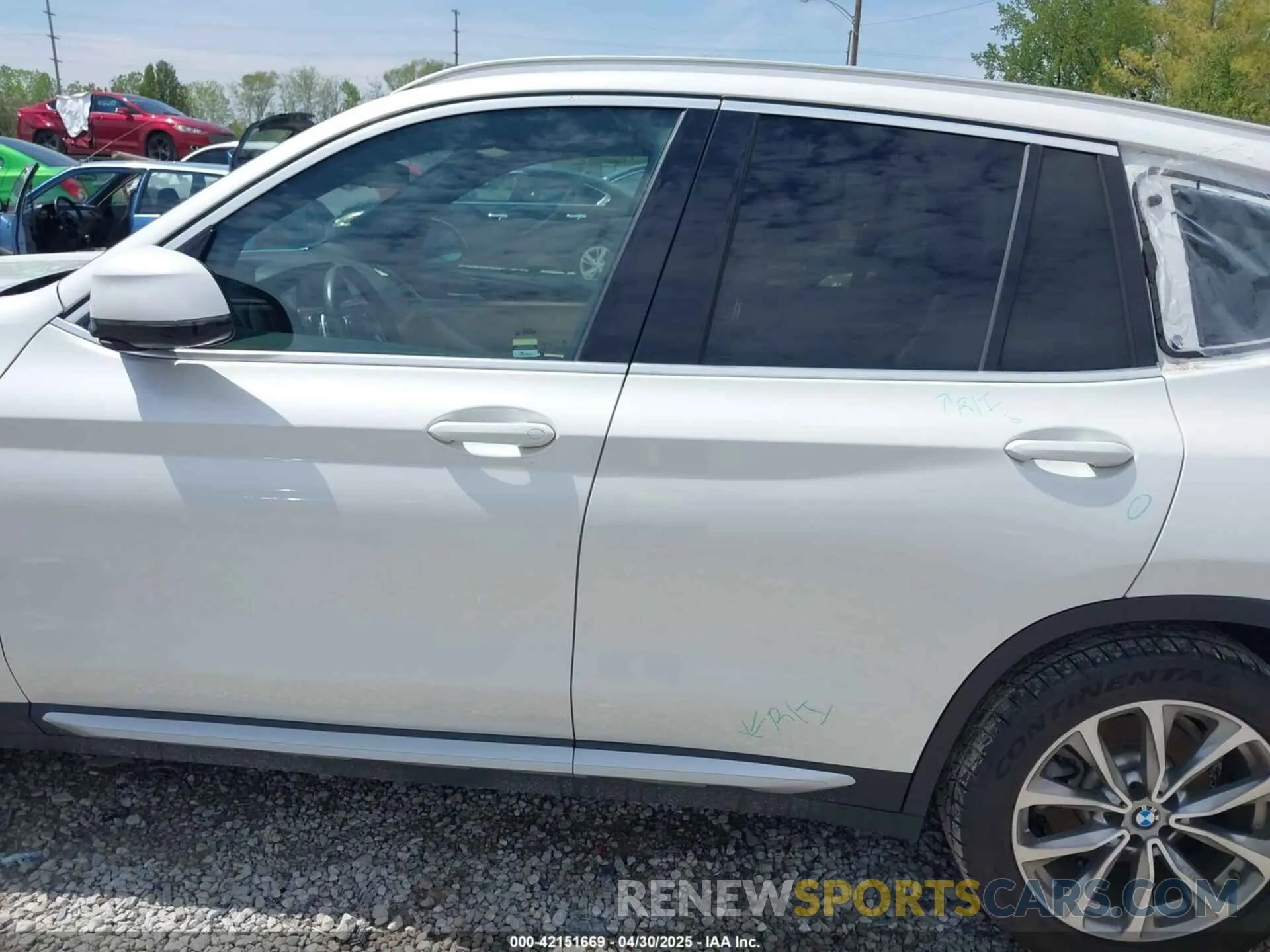 15 fotografías del automóvil dañado 5UXTR9C54KLP92216 BMW X3 2019