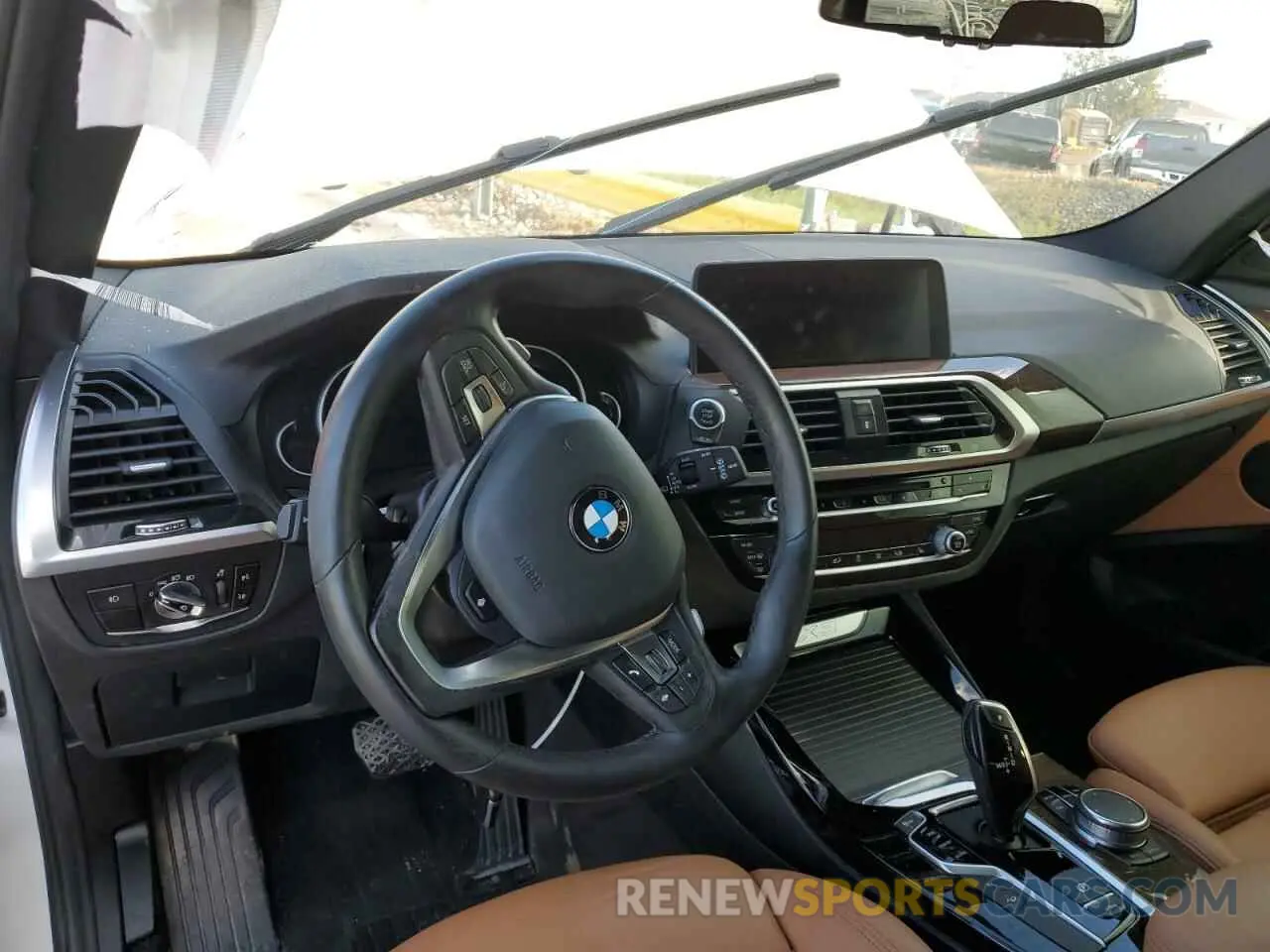 8 fotografías del automóvil dañado 5UXTR9C55KLD95892 BMW X3 2019