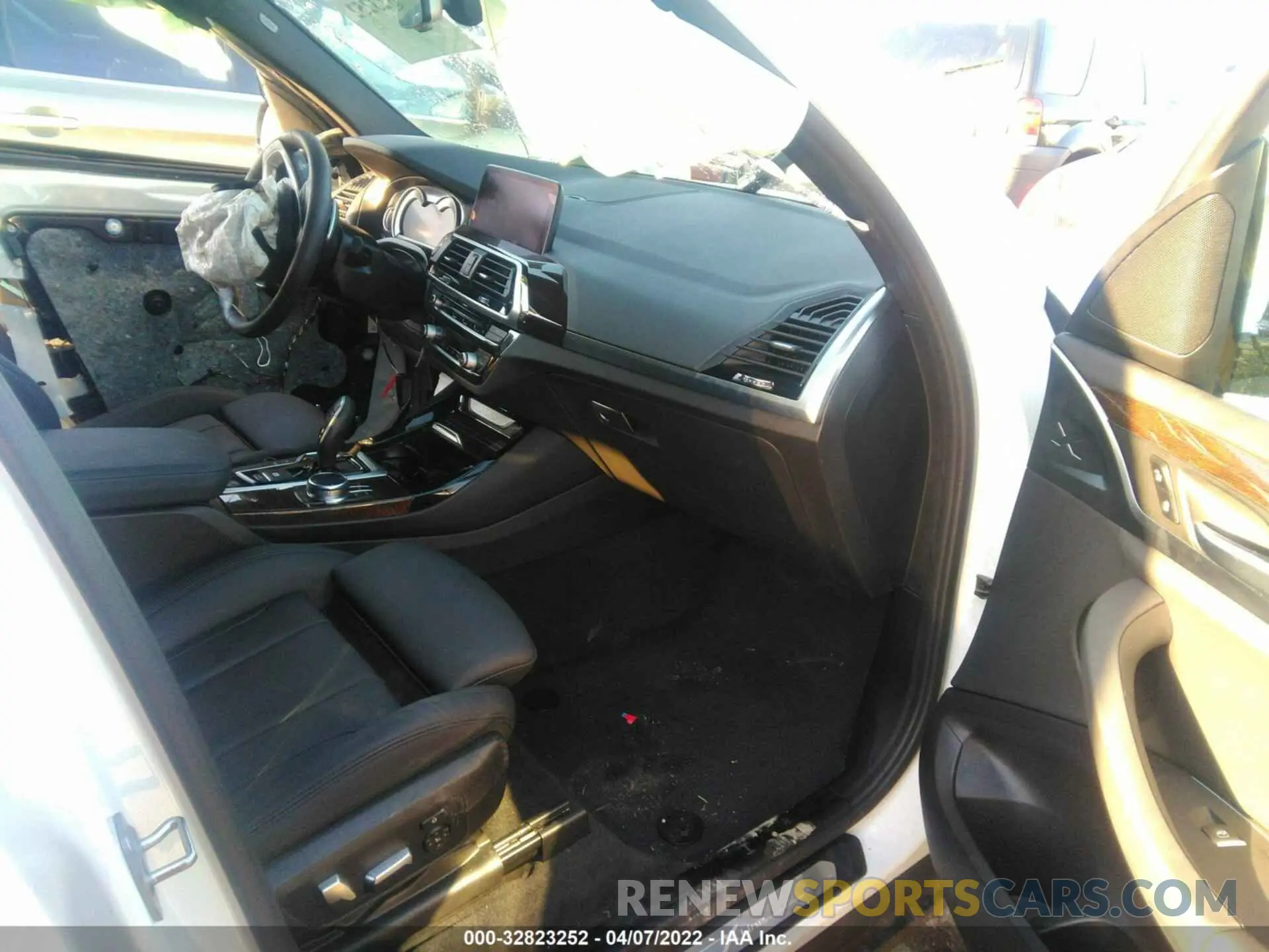 5 fotografías del automóvil dañado 5UXTR9C55KLD96847 BMW X3 2019