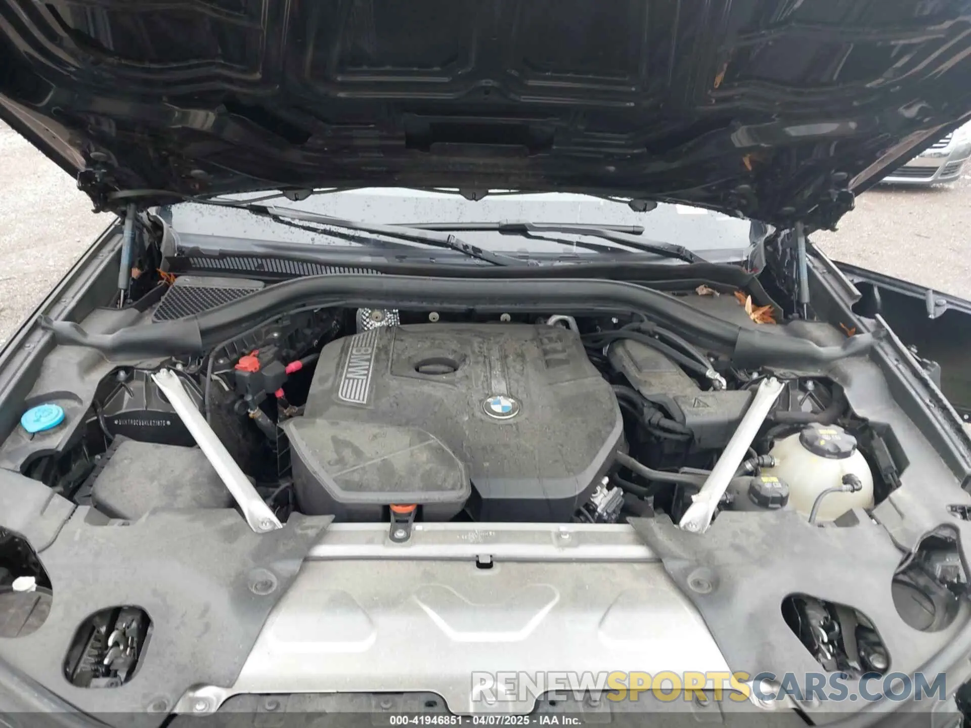 10 fotografías del automóvil dañado 5UXTR9C55KLE21875 BMW X3 2019