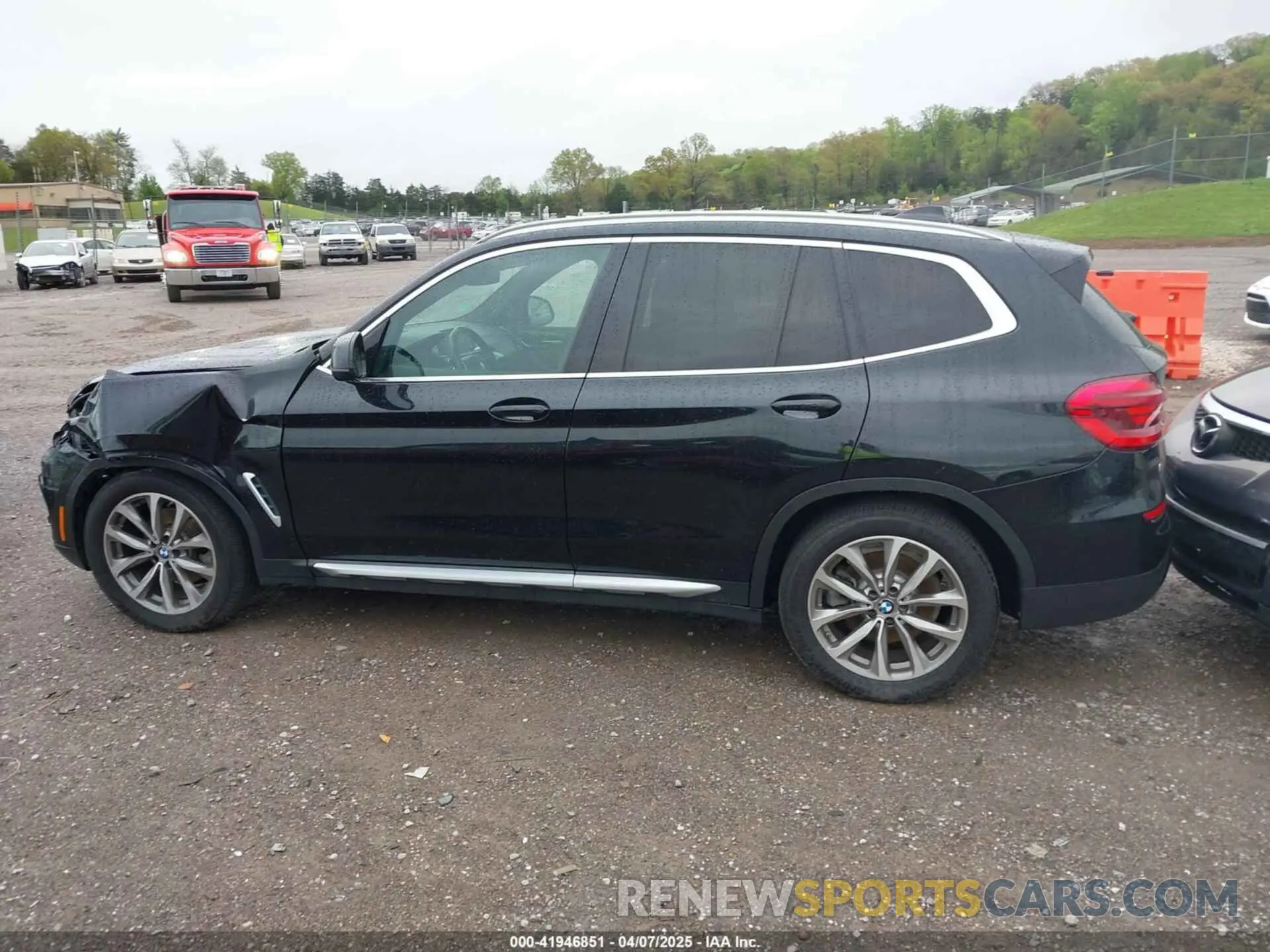 14 fotografías del automóvil dañado 5UXTR9C55KLE21875 BMW X3 2019