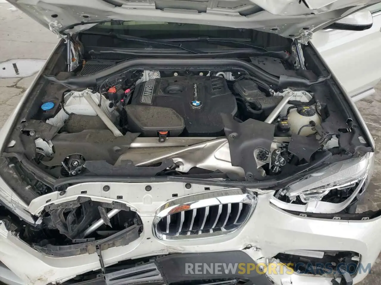 11 fotografías del automóvil dañado 5UXTR9C55KLP95609 BMW X3 2019