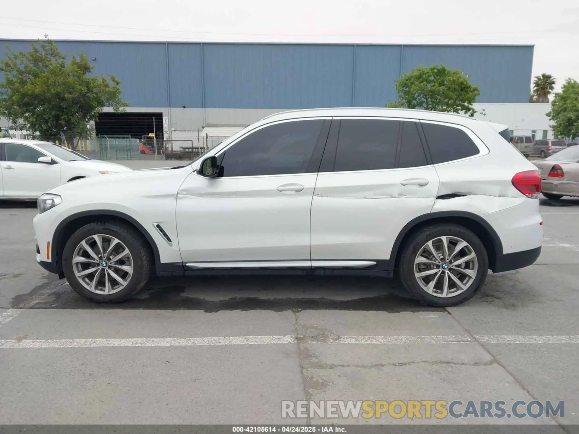 13 fotografías del automóvil dañado 5UXTR9C55KLR07275 BMW X3 2019