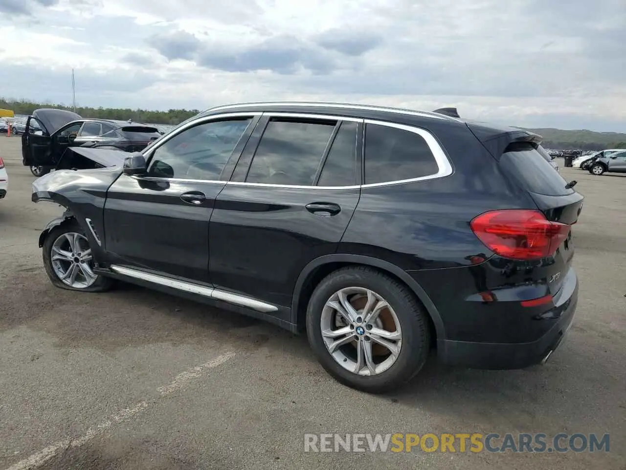 2 fotografías del automóvil dañado 5UXTR9C56KLD91088 BMW X3 2019