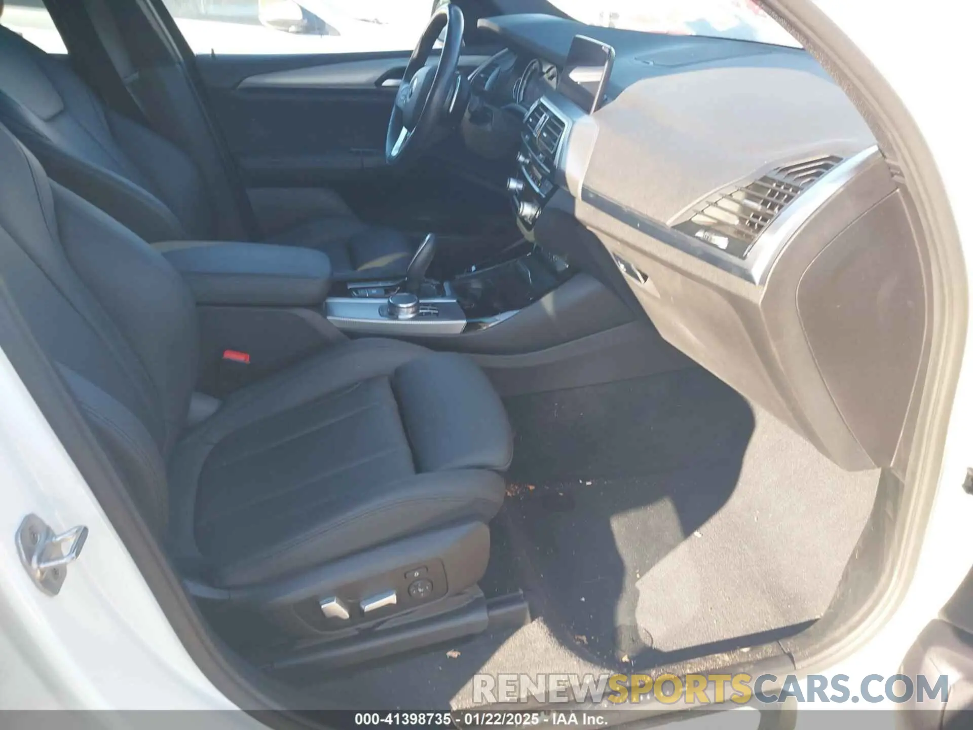 5 fotografías del automóvil dañado 5UXTR9C56KLE15471 BMW X3 2019
