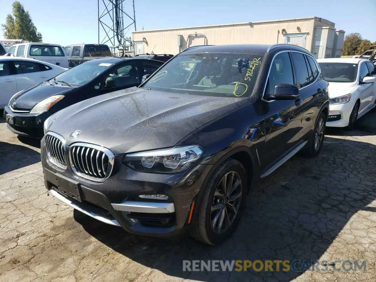 2 fotografías del automóvil dañado 5UXTR9C56KLE20430 BMW X3 2019