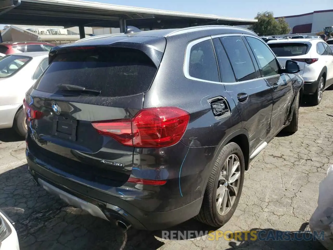 4 fotografías del automóvil dañado 5UXTR9C56KLE20430 BMW X3 2019