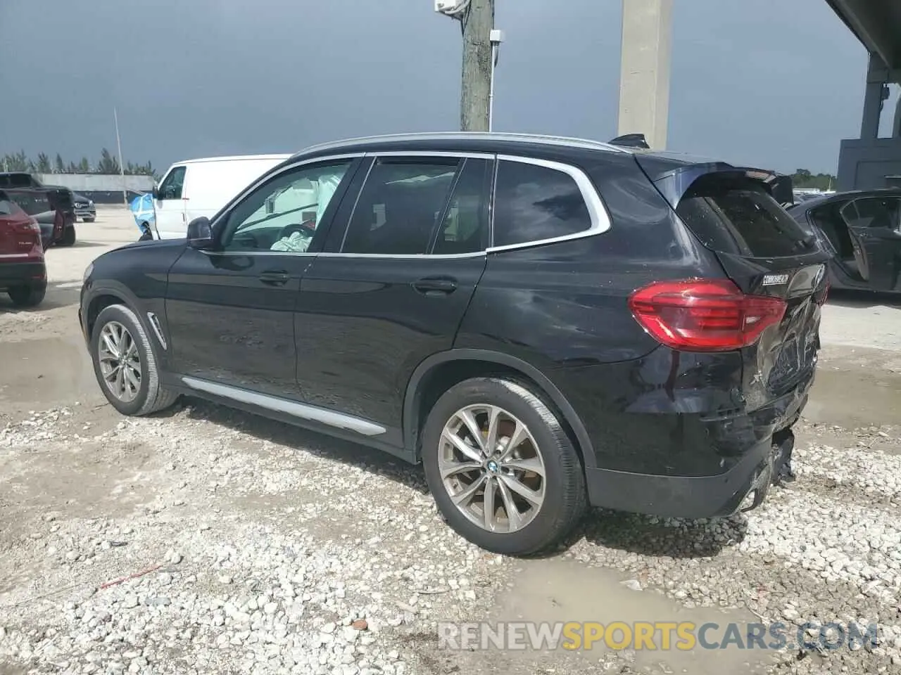 2 fotografías del automóvil dañado 5UXTR9C56KLP92122 BMW X3 2019