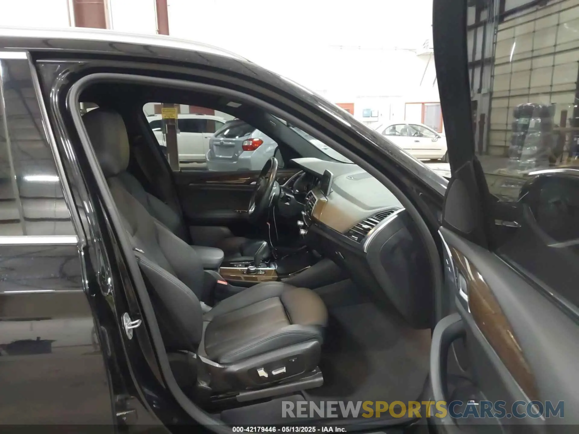 5 fotografías del automóvil dañado 5UXTR9C56KLP97112 BMW X3 2019