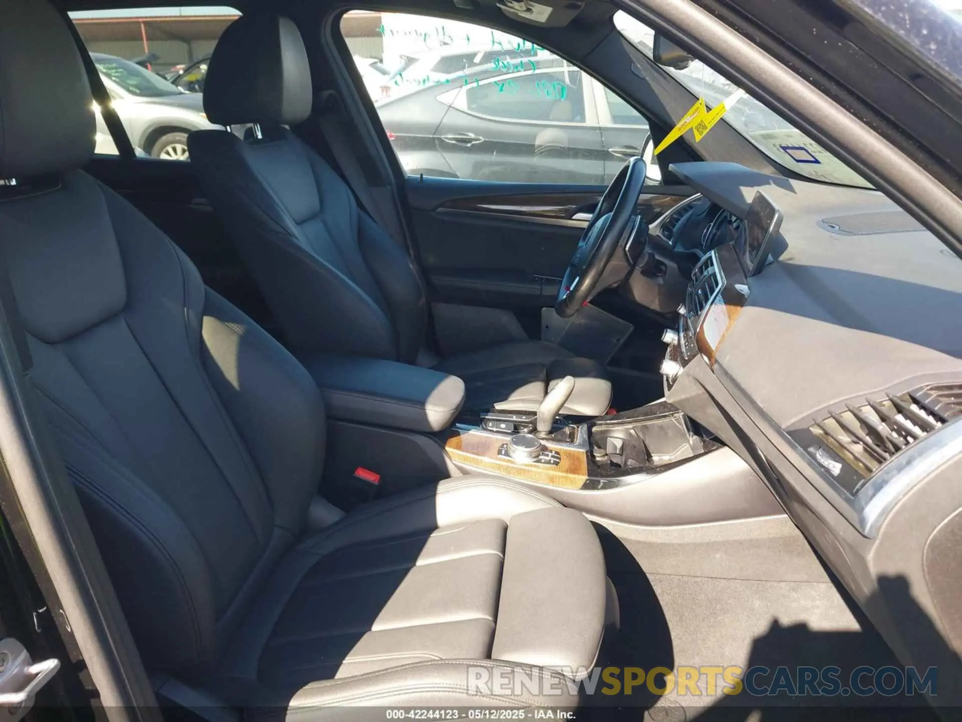 5 fotografías del automóvil dañado 5UXTR9C57KLD94095 BMW X3 2019