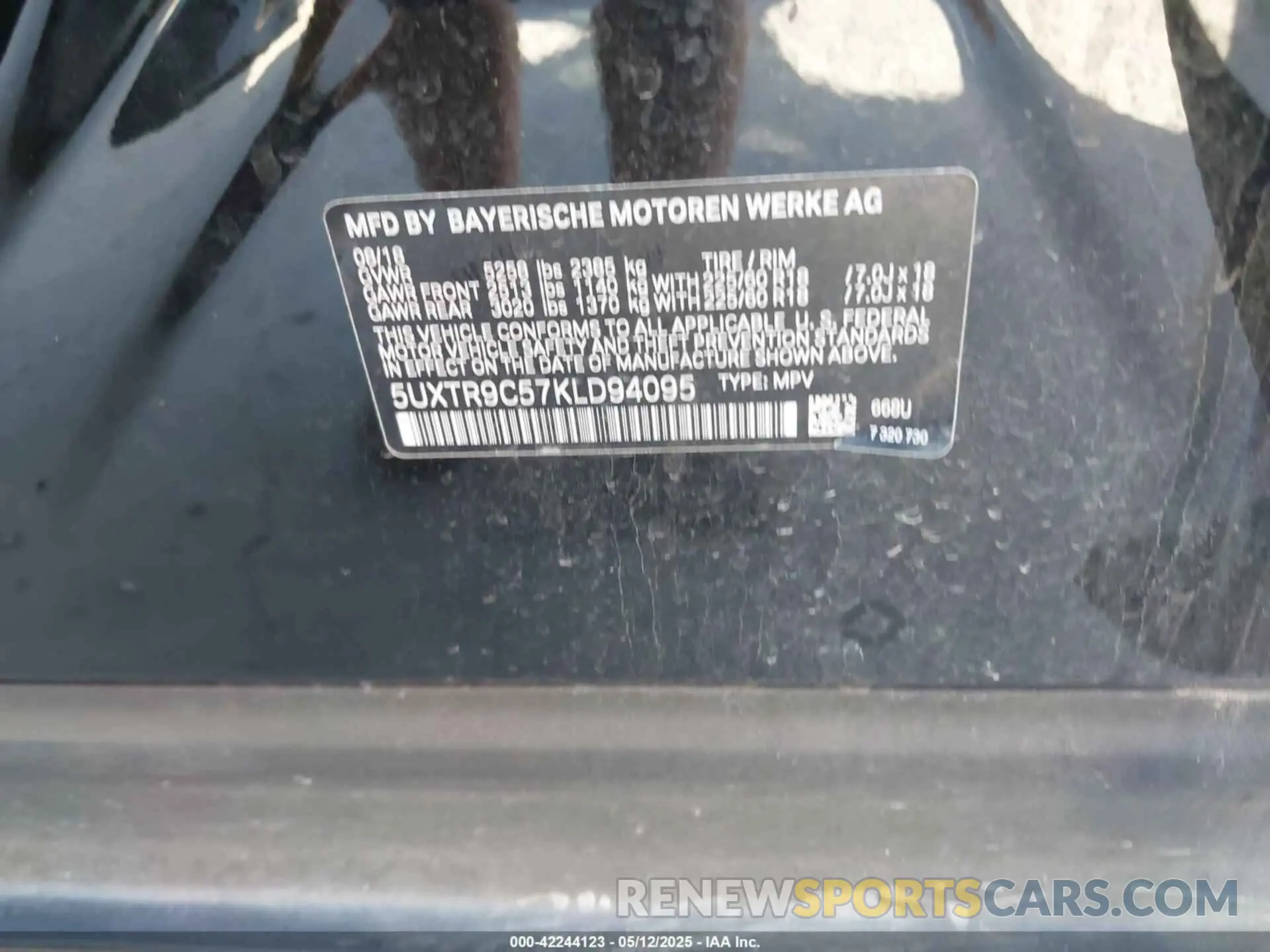 9 fotografías del automóvil dañado 5UXTR9C57KLD94095 BMW X3 2019