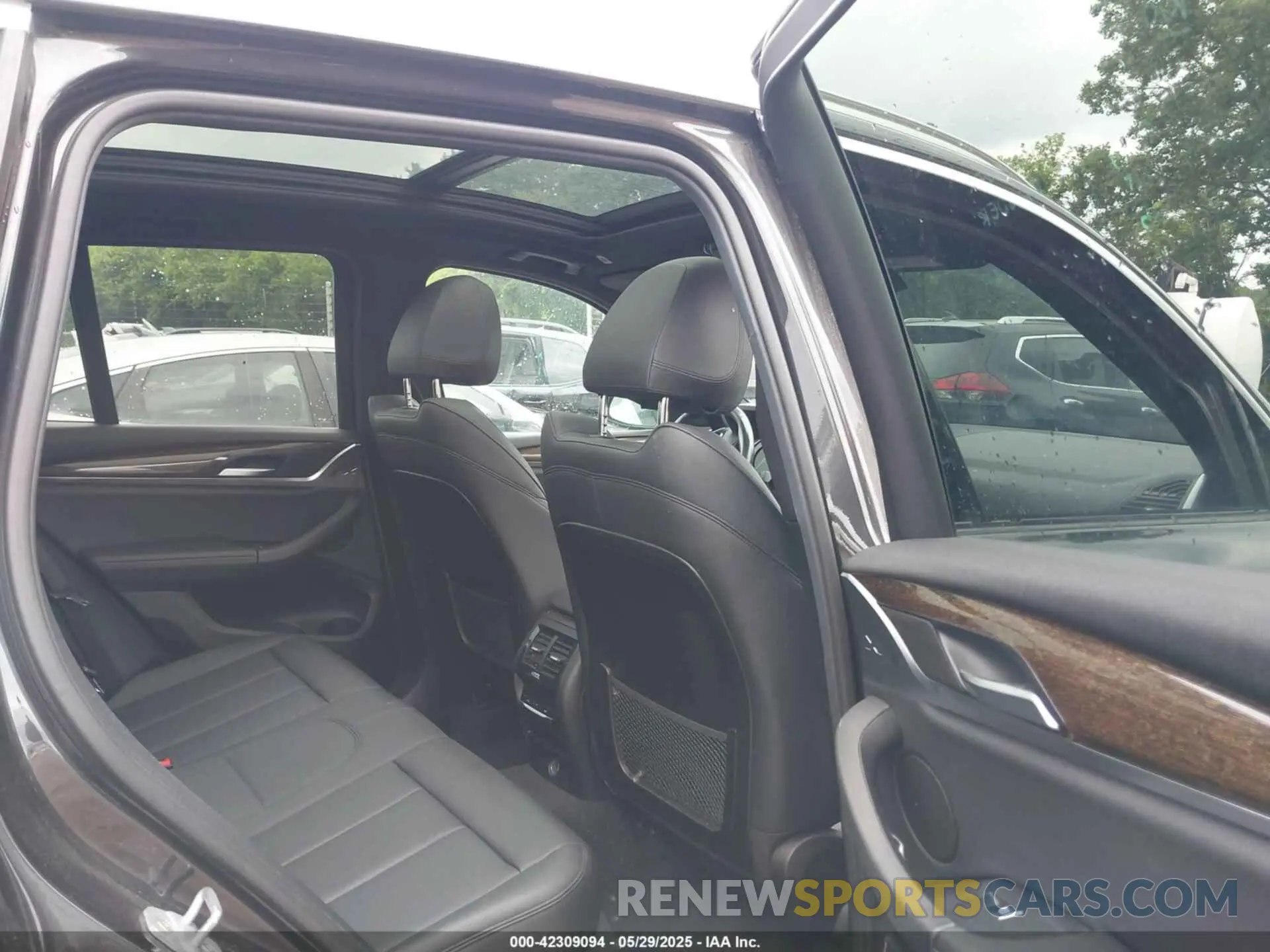 8 fotografías del automóvil dañado 5UXTR9C57KLD96770 BMW X3 2019