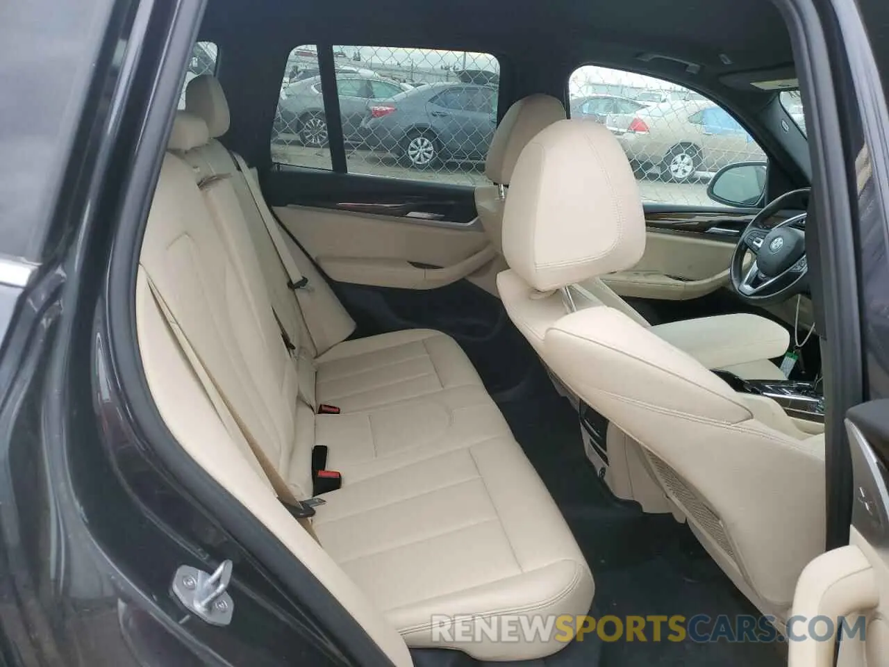 11 fotografías del automóvil dañado 5UXTR9C57KLE13213 BMW X3 2019