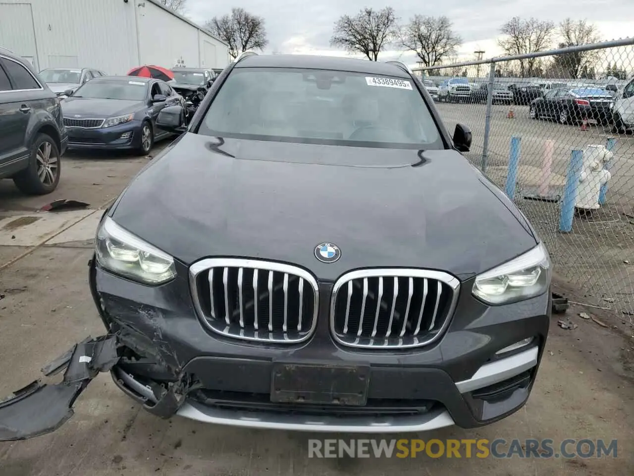 5 fotografías del automóvil dañado 5UXTR9C57KLE13213 BMW X3 2019