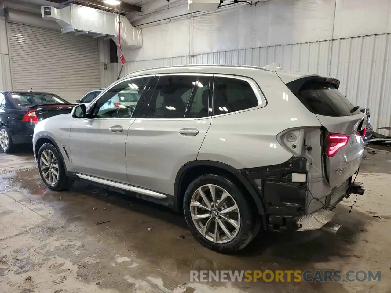 2 fotografías del automóvil dañado 5UXTR9C57KLP88743 BMW X3 2019
