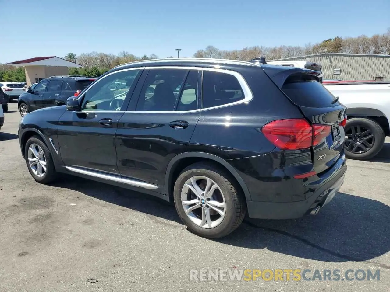 2 fotografías del automóvil dañado 5UXTR9C57KLP97717 BMW X3 2019