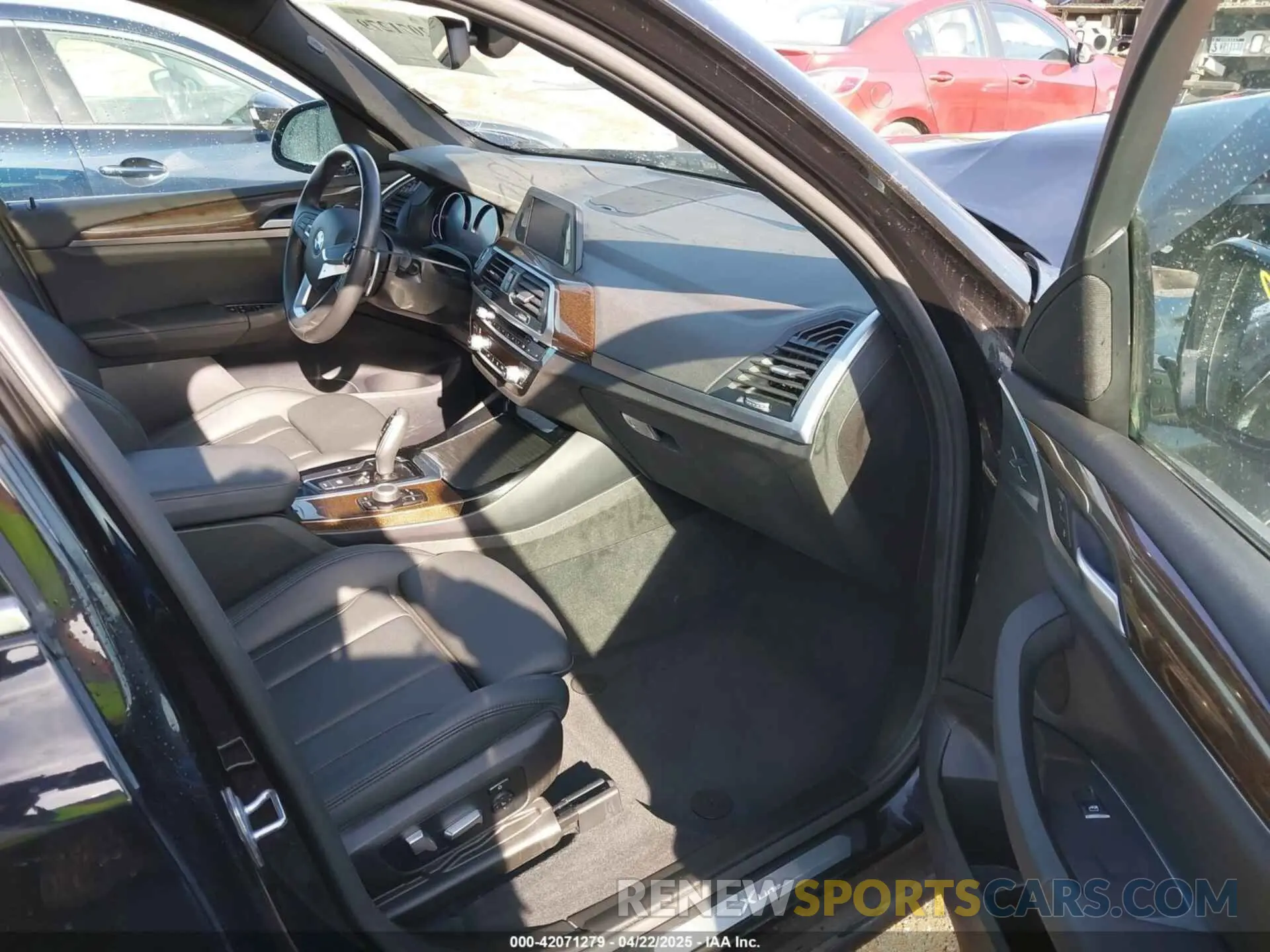 5 fotografías del automóvil dañado 5UXTR9C58KLD92243 BMW X3 2019