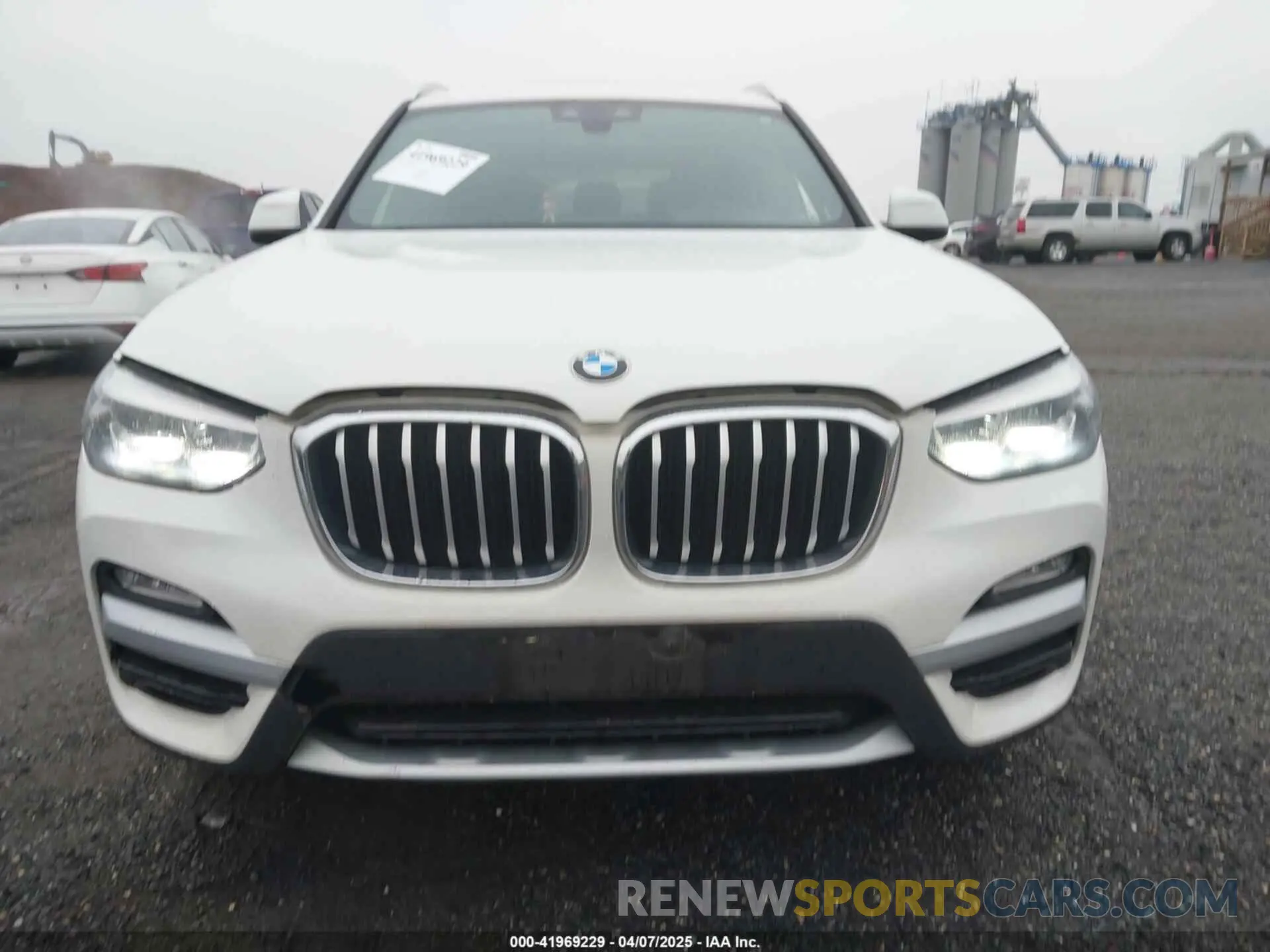 12 fotografías del automóvil dañado 5UXTR9C58KLD96857 BMW X3 2019