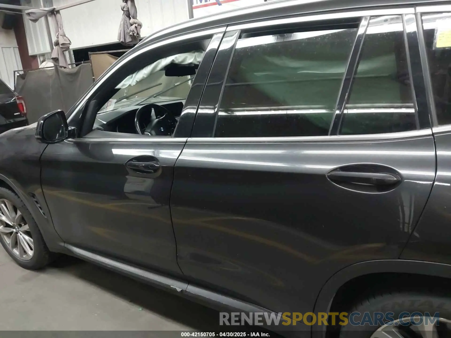 13 fotografías del automóvil dañado 5UXTR9C58KLP91960 BMW X3 2019