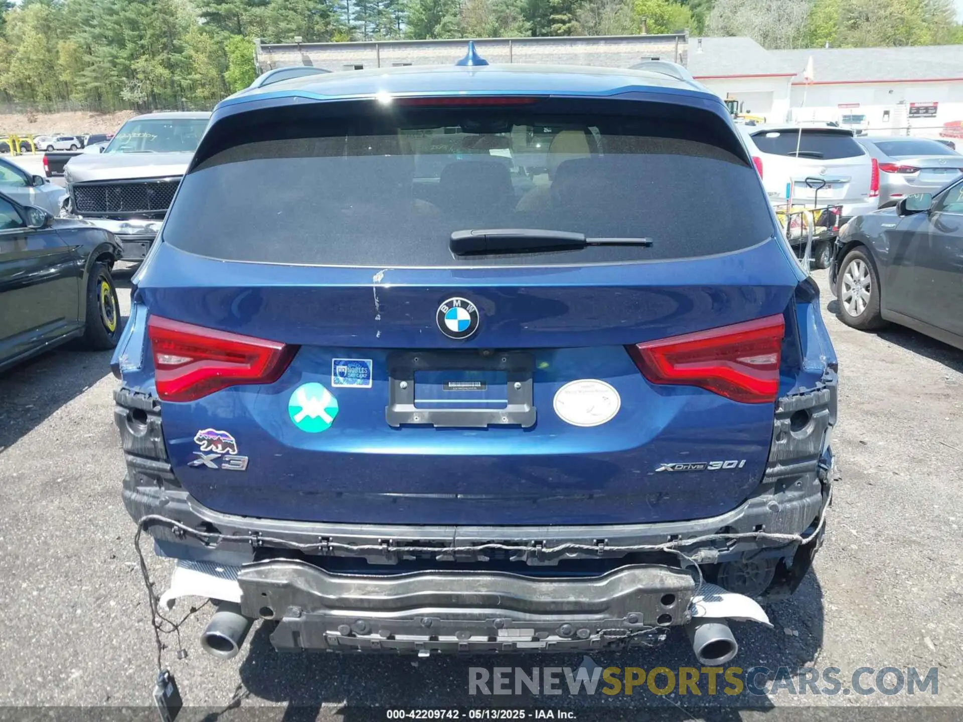 17 fotografías del automóvil dañado 5UXTR9C59KLD93739 BMW X3 2019