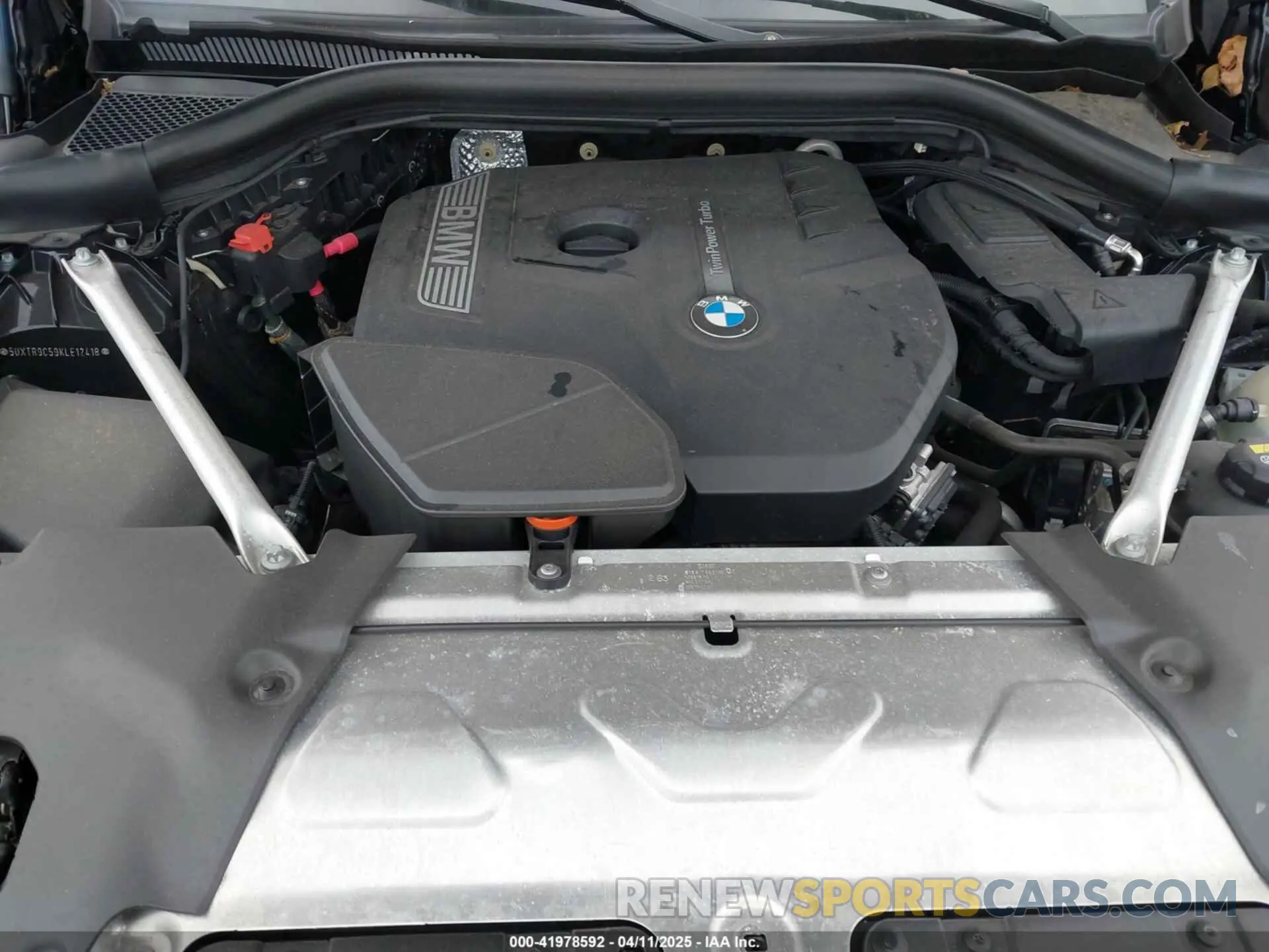 10 fotografías del automóvil dañado 5UXTR9C59KLE12418 BMW X3 2019