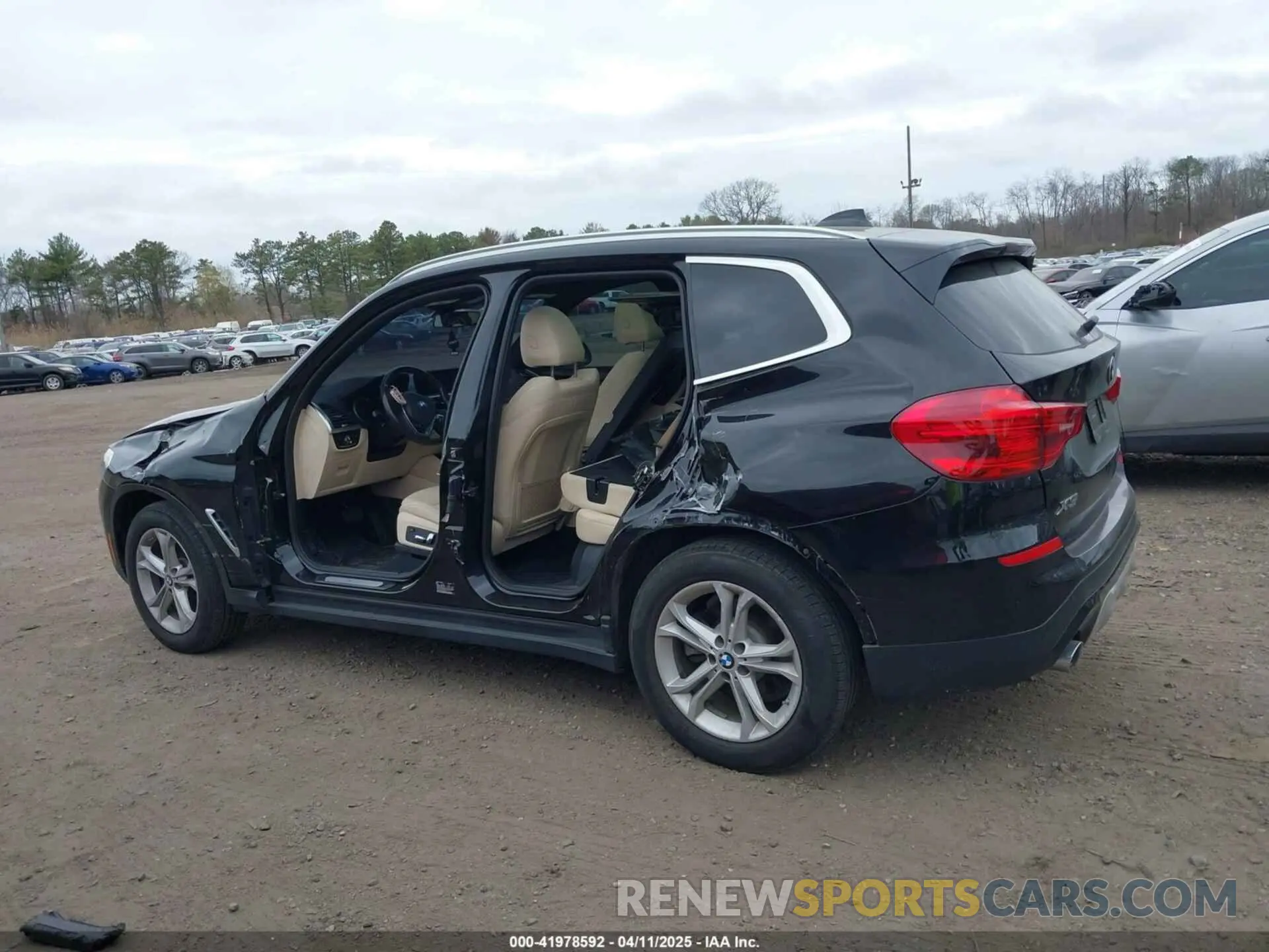 14 fotografías del automóvil dañado 5UXTR9C59KLE12418 BMW X3 2019