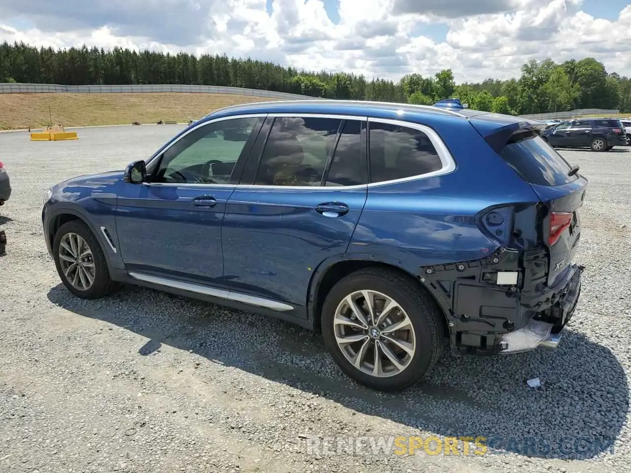 2 fotografías del automóvil dañado 5UXTR9C59KLR04797 BMW X3 2019