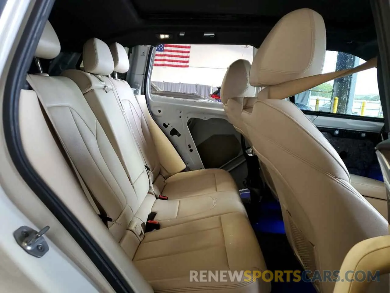 11 fotografías del automóvil dañado 5UXTR9C5XKLD93622 BMW X3 2019