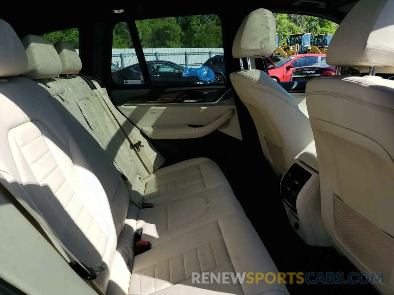 11 fotografías del automóvil dañado 5UXTR9C5XKLD96567 BMW X3 2019