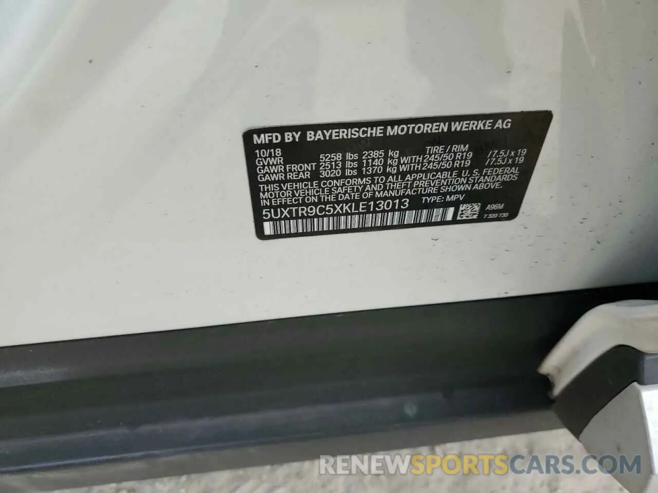 14 fotografías del automóvil dañado 5UXTR9C5XKLE13013 BMW X3 2019