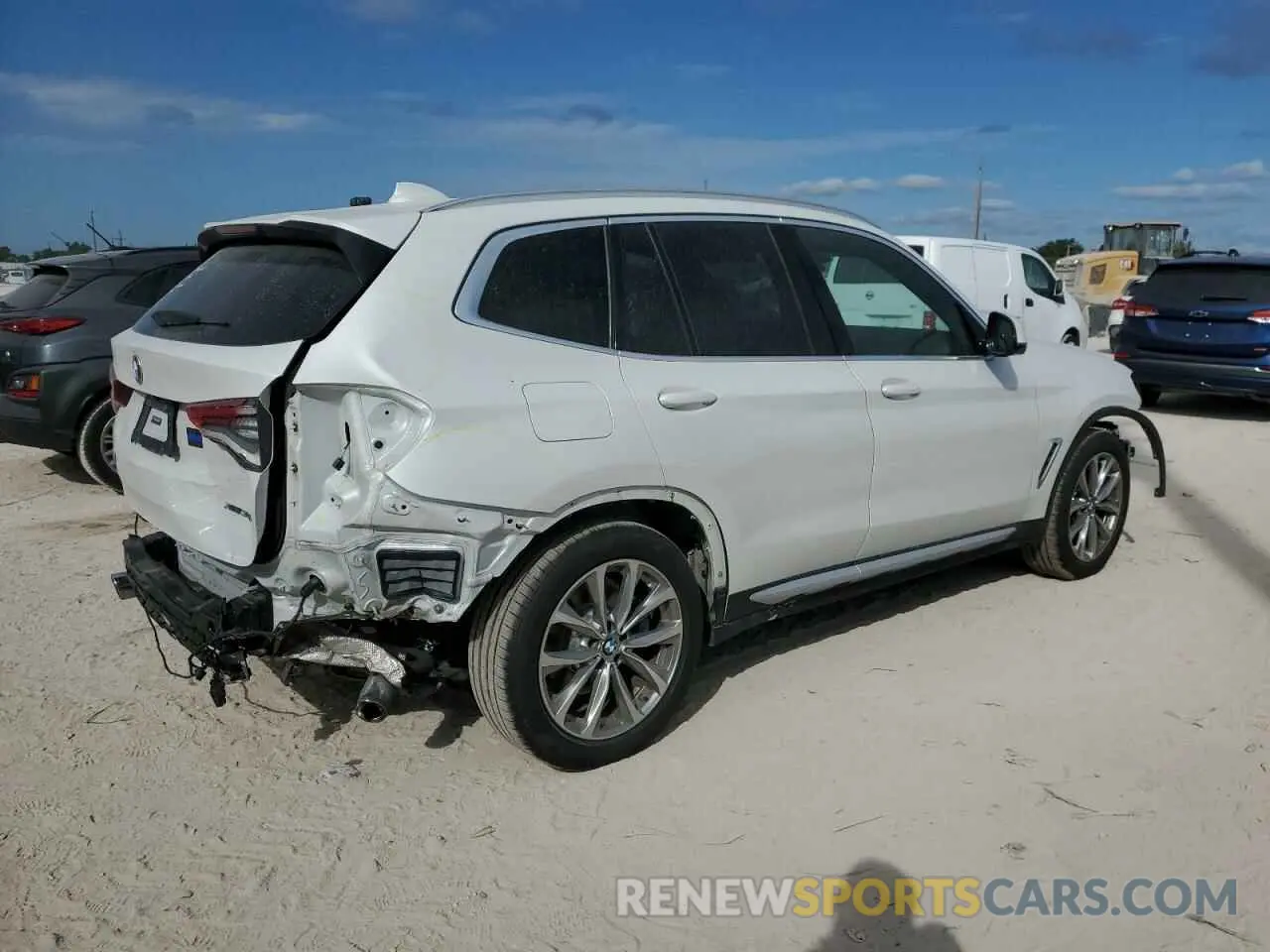 3 fotografías del automóvil dañado 5UXTR9C5XKLE13013 BMW X3 2019