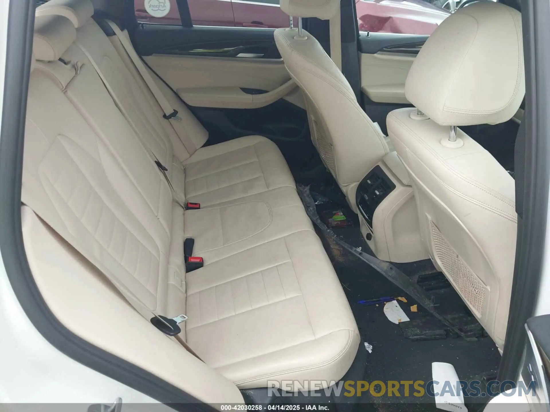 8 fotografías del automóvil dañado 5UXTR9C5XKLE17238 BMW X3 2019