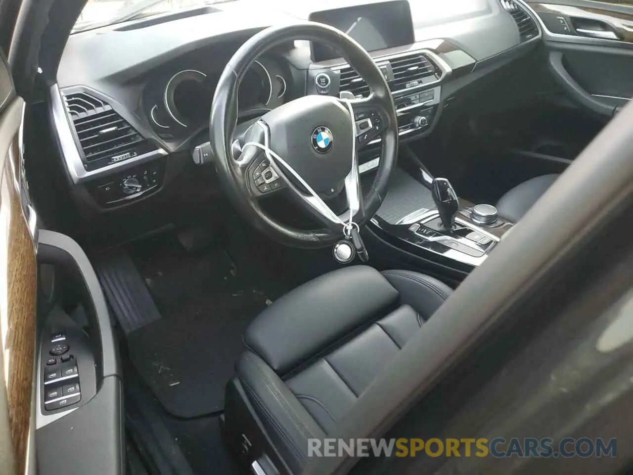 8 fotografías del automóvil dañado 5UXTR9C5XKLR10477 BMW X3 2019