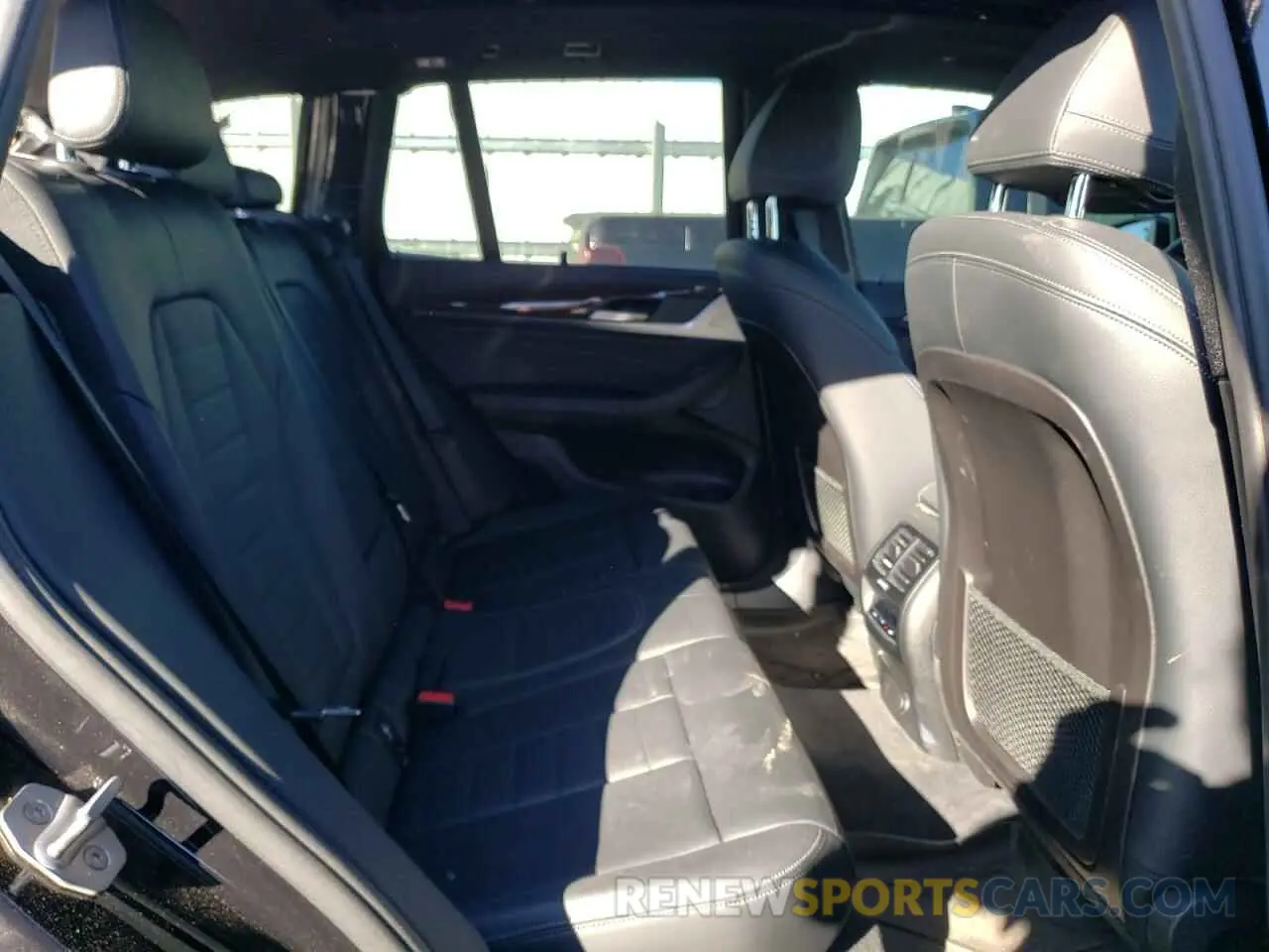 11 fotografías del automóvil dañado 5UXTS3C57KLR72193 BMW X3 2019