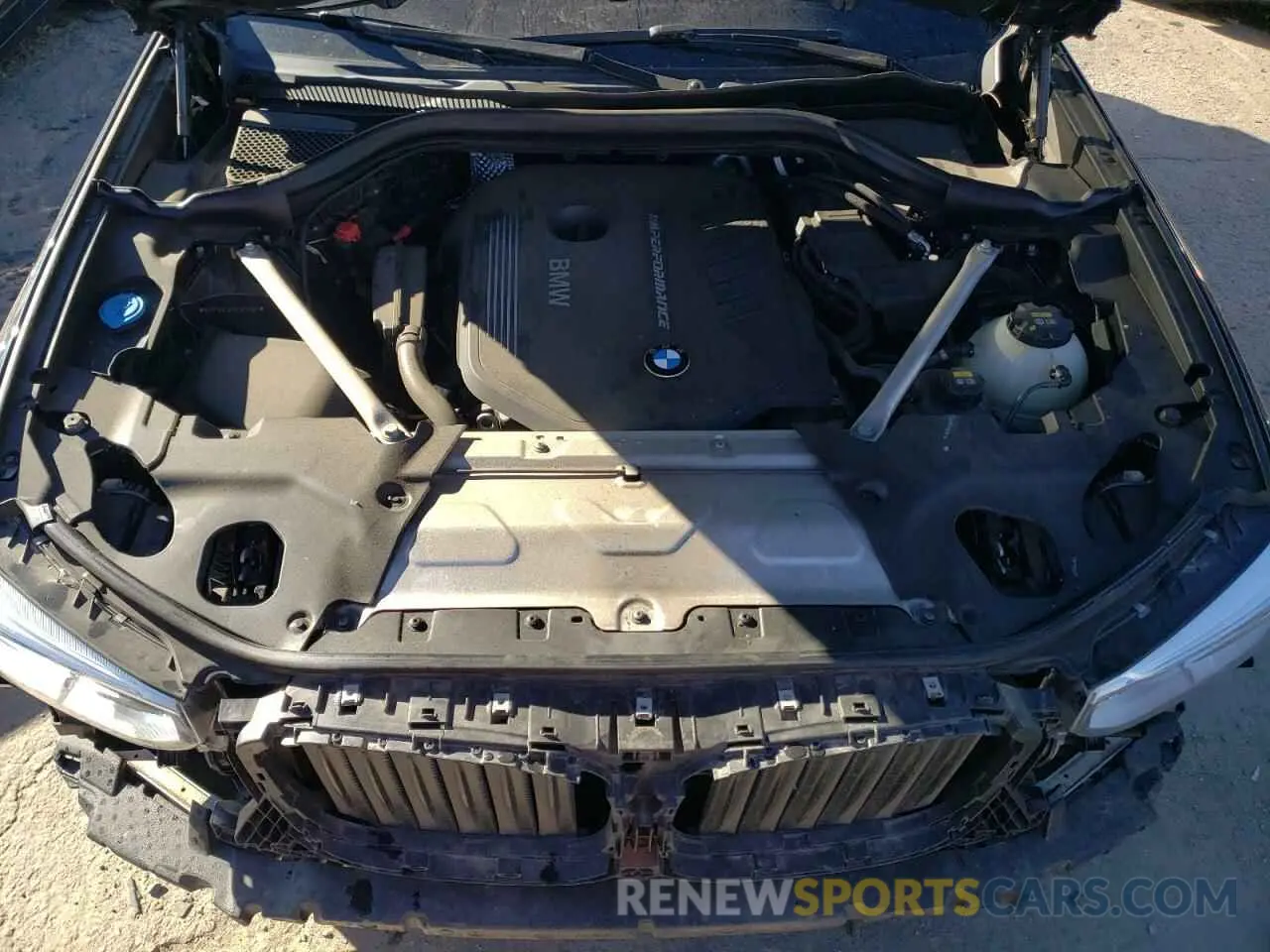 12 fotografías del automóvil dañado 5UXTS3C57KLR72193 BMW X3 2019