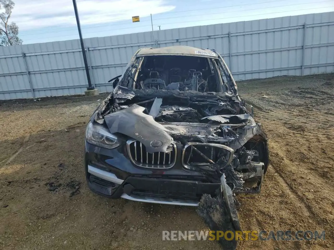 5 fotografías del automóvil dañado 5UXTY3C00L9B24077 BMW X3 2020