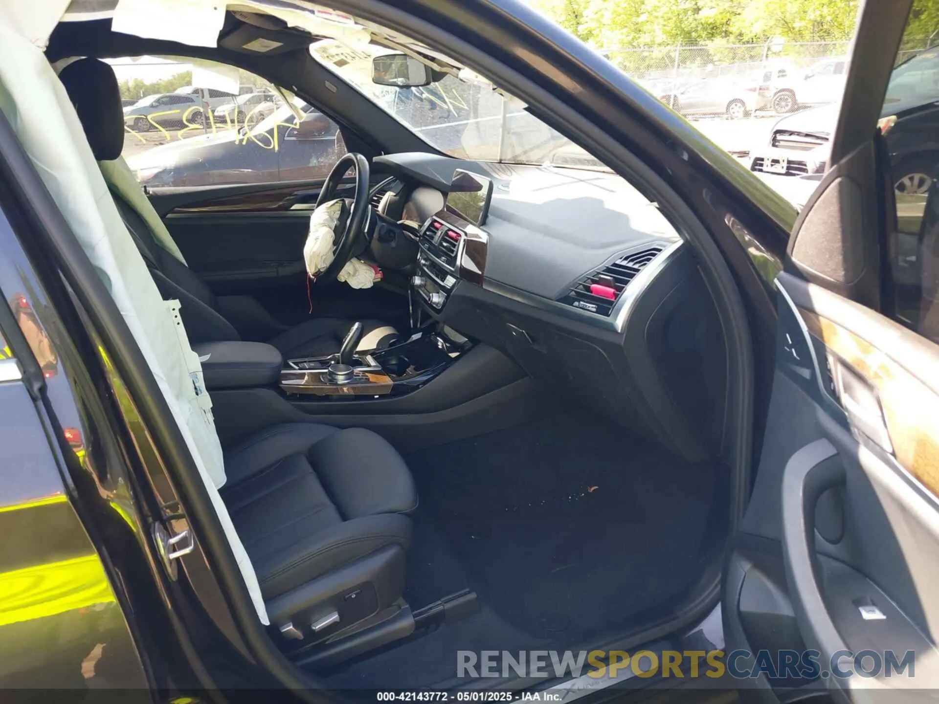 5 fotografías del automóvil dañado 5UXTY3C00L9B76499 BMW X3 2020