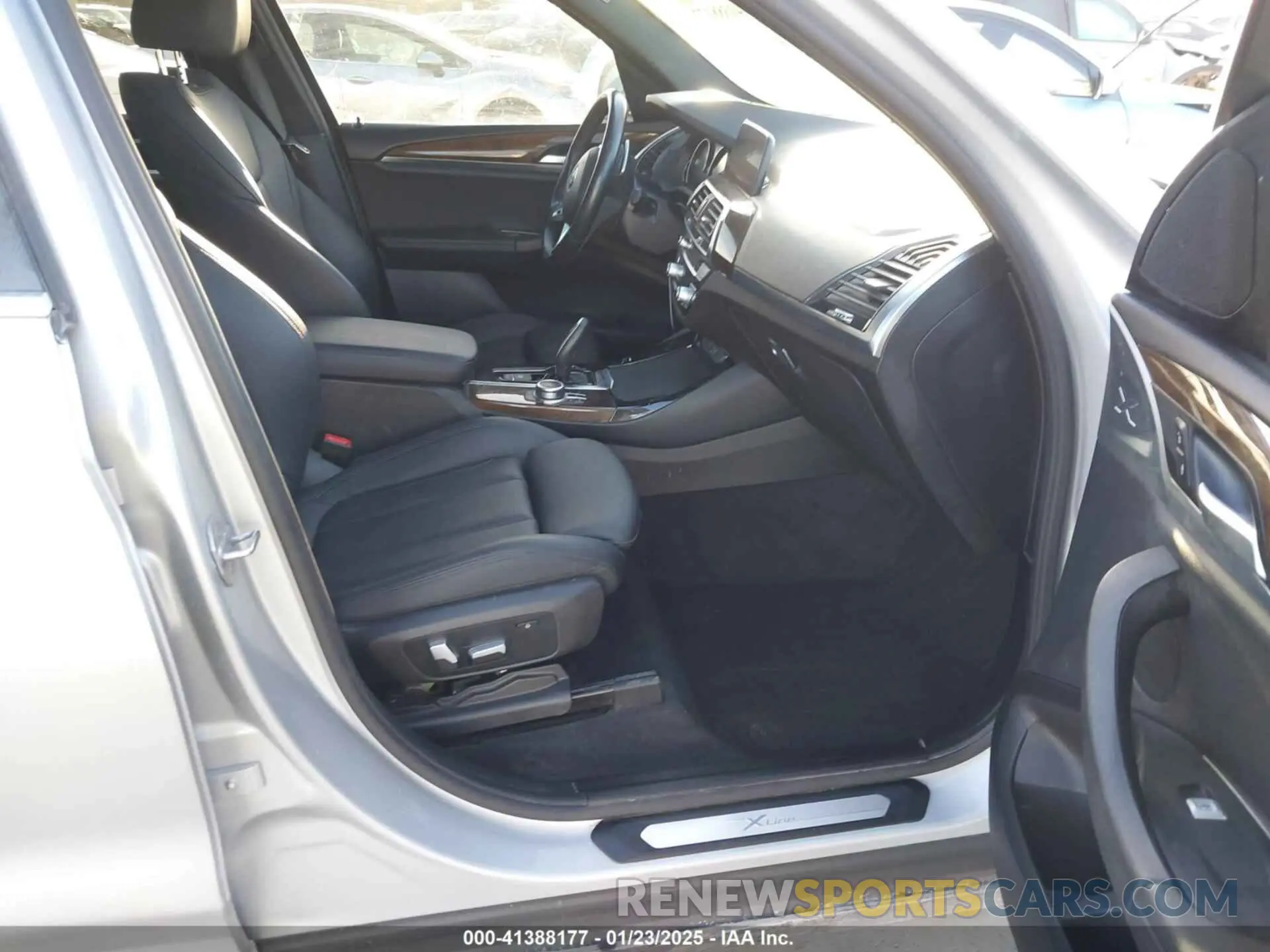 5 fotografías del automóvil dañado 5UXTY3C01L9B83655 BMW X3 2020