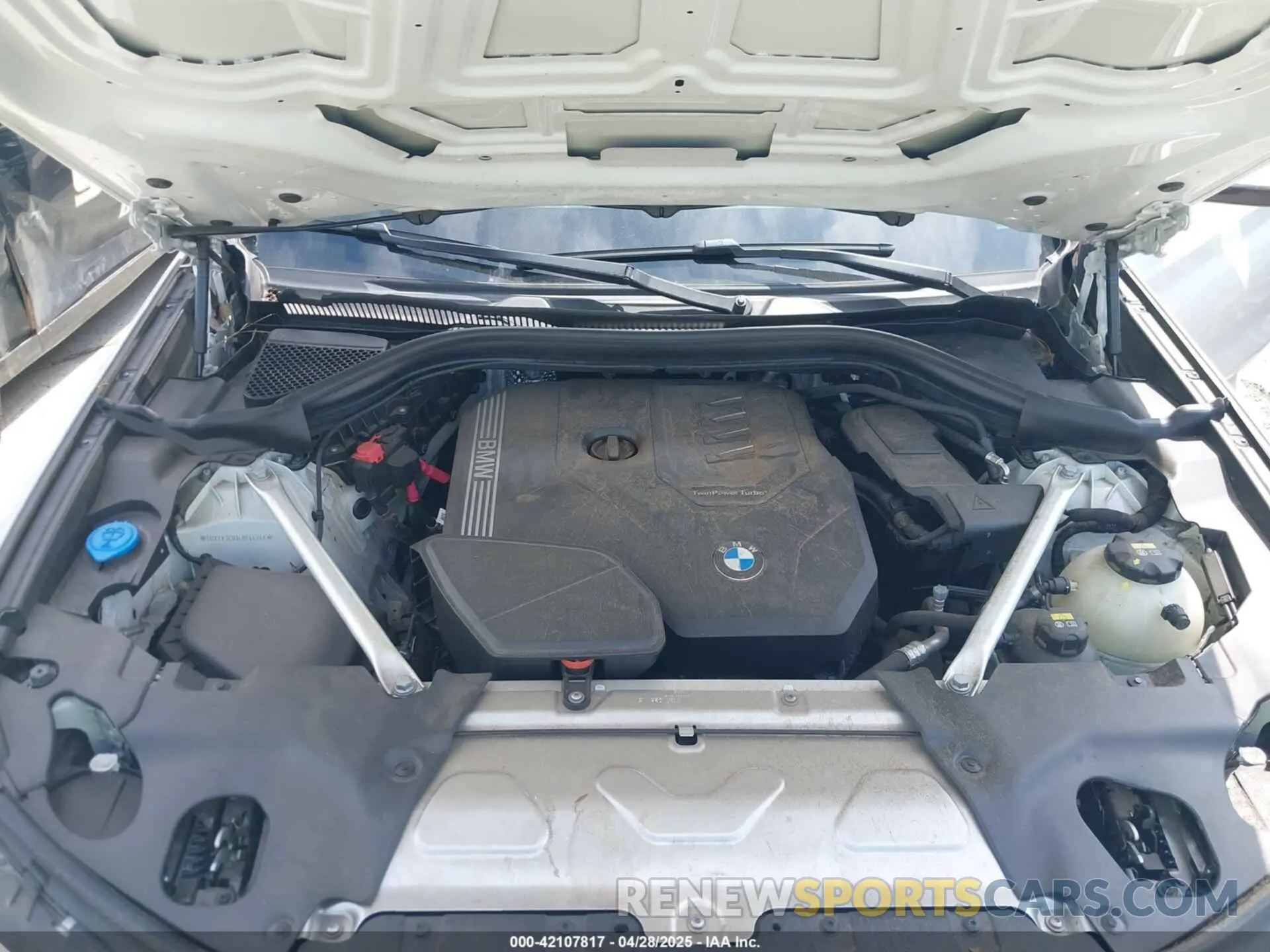 10 fotografías del automóvil dañado 5UXTY3C01L9C44244 BMW X3 2020