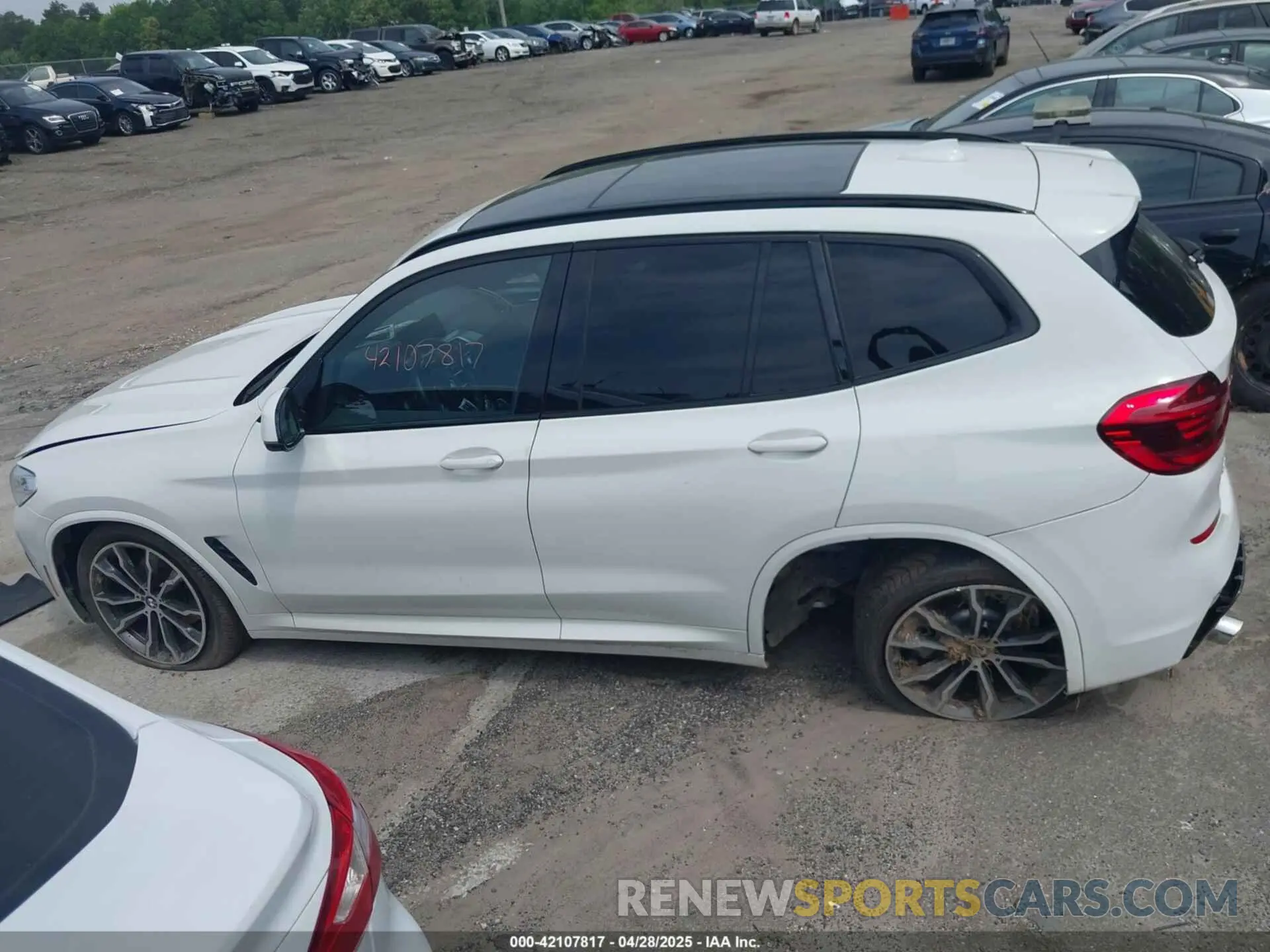13 fotografías del automóvil dañado 5UXTY3C01L9C44244 BMW X3 2020