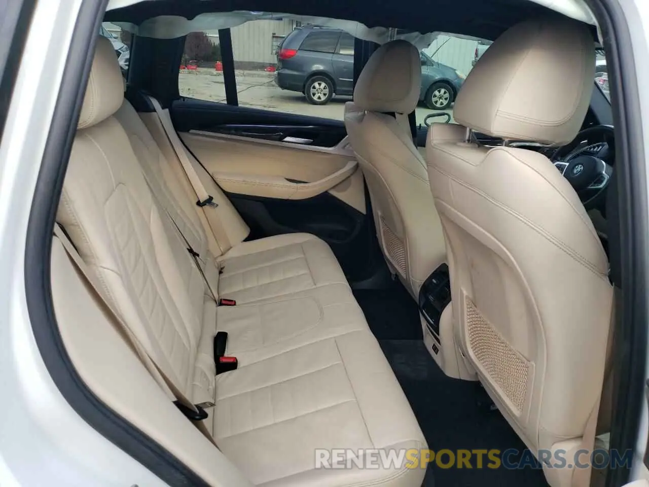 11 fotografías del automóvil dañado 5UXTY3C01L9D19900 BMW X3 2020